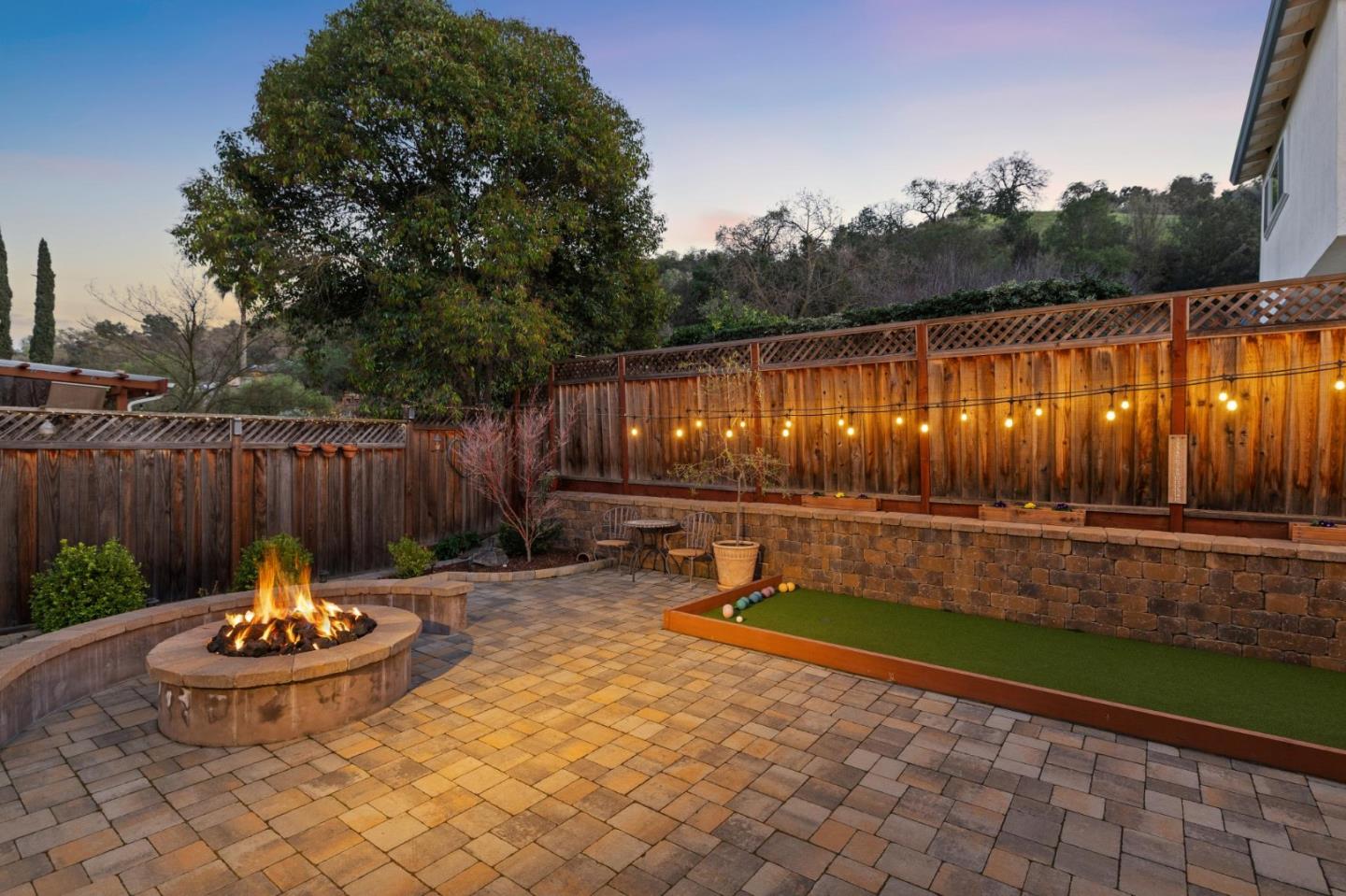 Detail Gallery Image 29 of 35 For 6204 Valley Glen Ct, San Jose,  CA 95123 - 4 Beds | 2 Baths