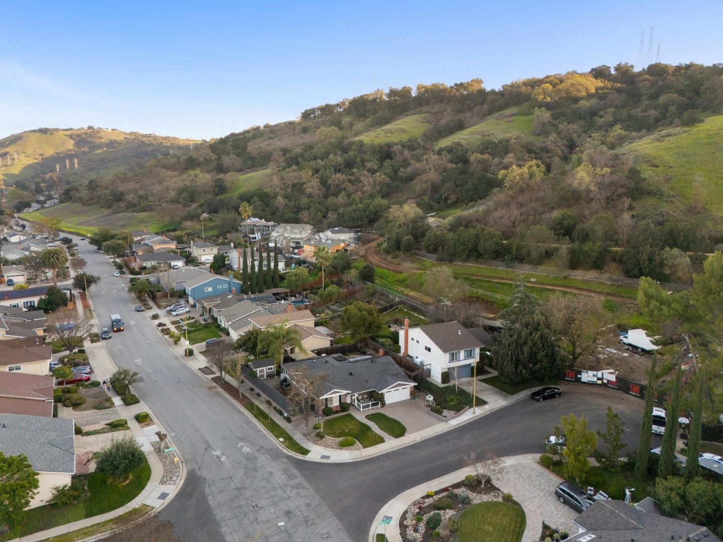 Detail Gallery Image 31 of 35 For 6204 Valley Glen Ct, San Jose,  CA 95123 - 4 Beds | 2 Baths