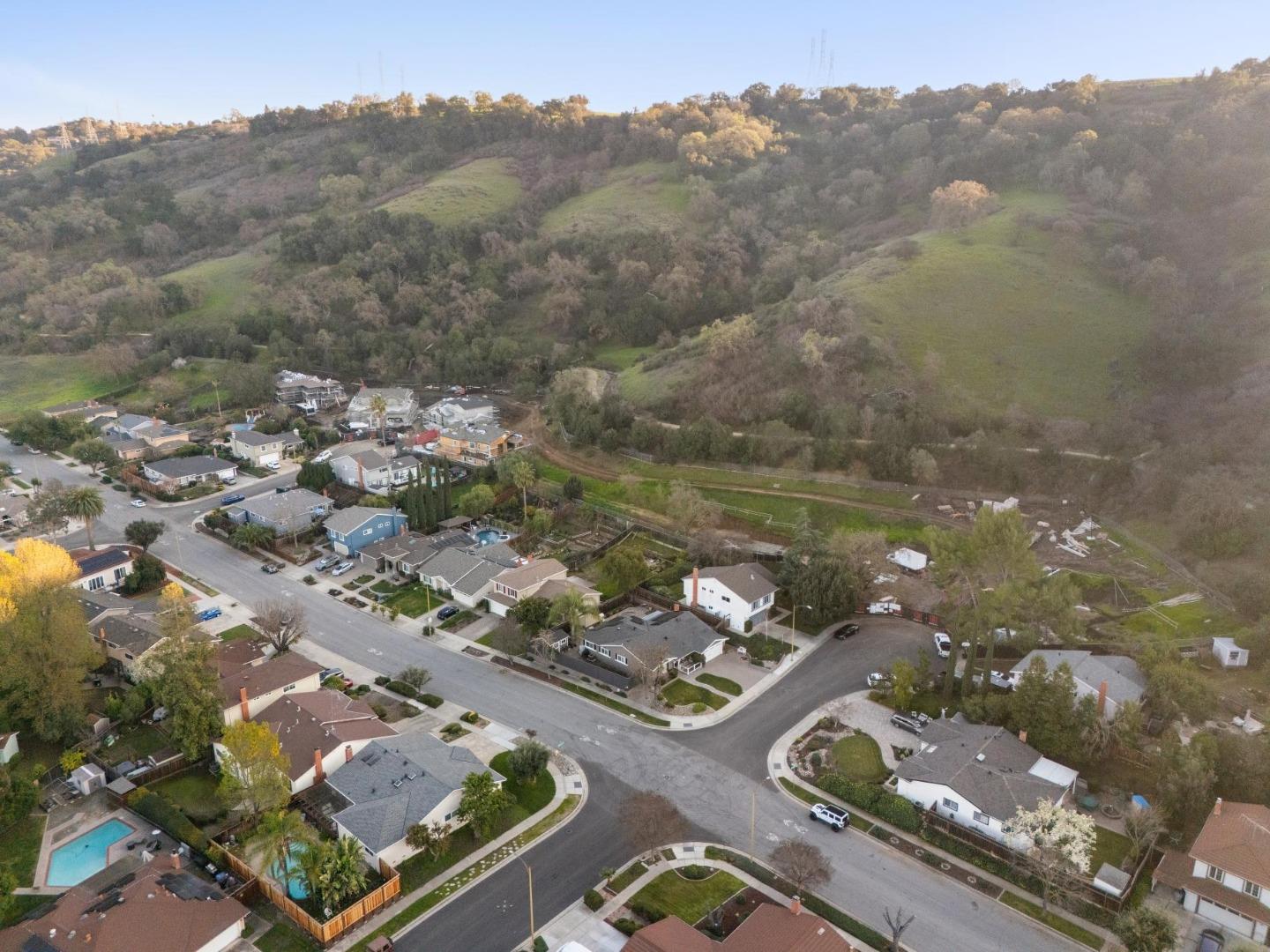 Detail Gallery Image 32 of 35 For 6204 Valley Glen Ct, San Jose,  CA 95123 - 4 Beds | 2 Baths