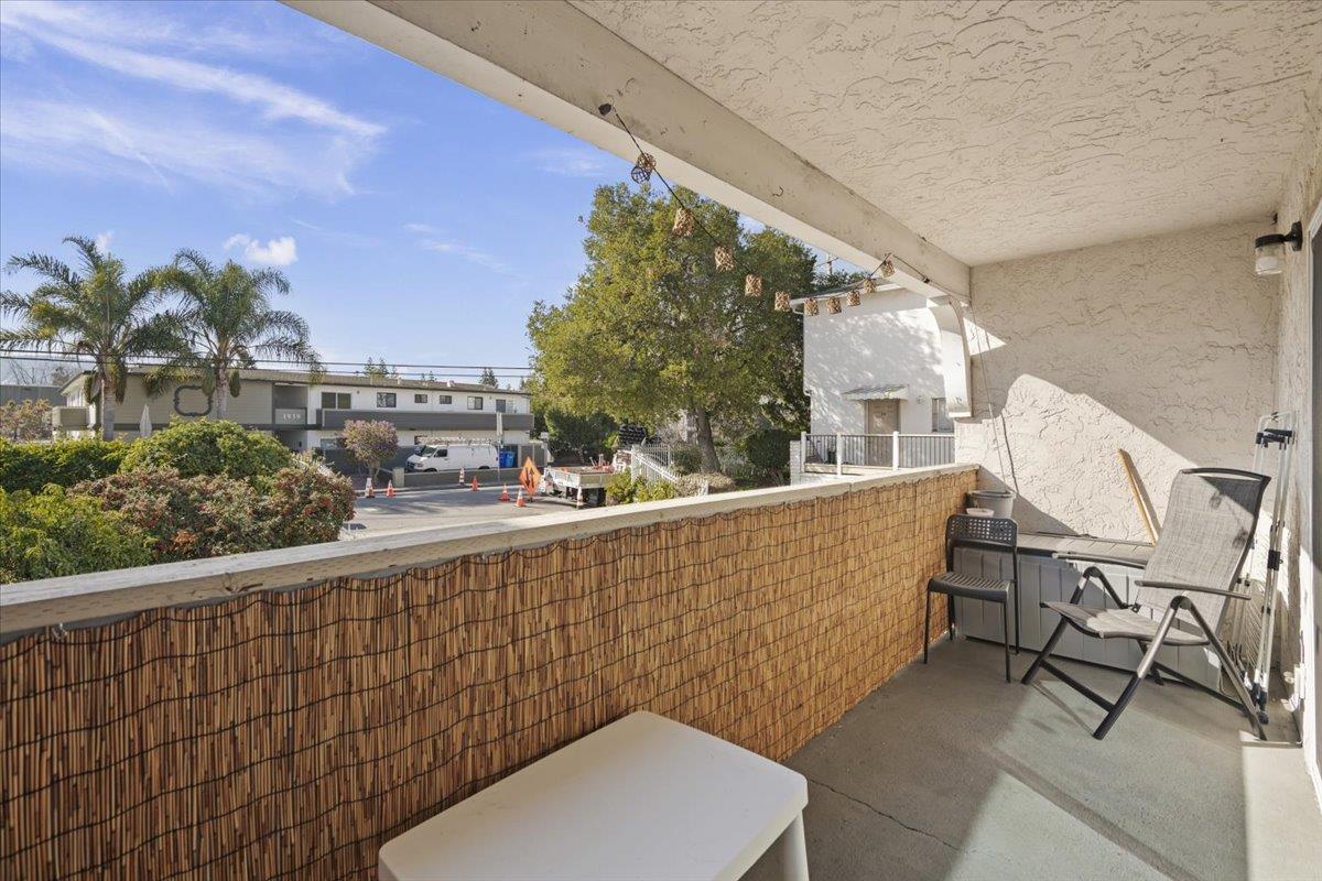 Detail Gallery Image 7 of 12 For 1920 Latham St, Mountain View,  CA 94040 - – Beds | – Baths