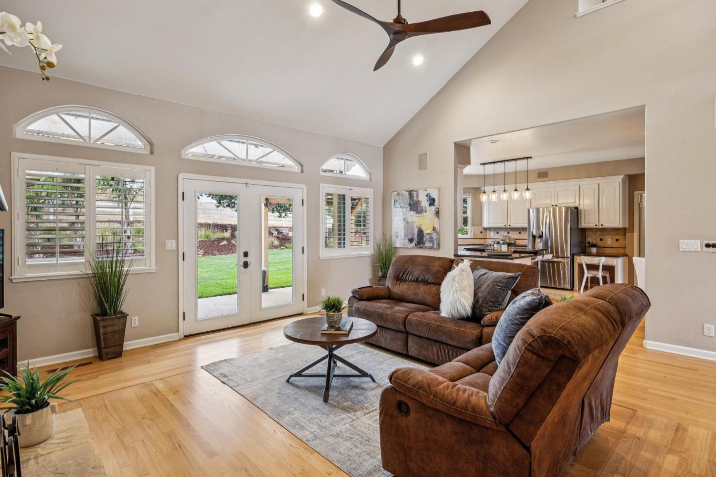 Detail Gallery Image 14 of 47 For 7000 Diablo Hills Rd, Tres Pinos,  CA 95075 - 5 Beds | 3 Baths