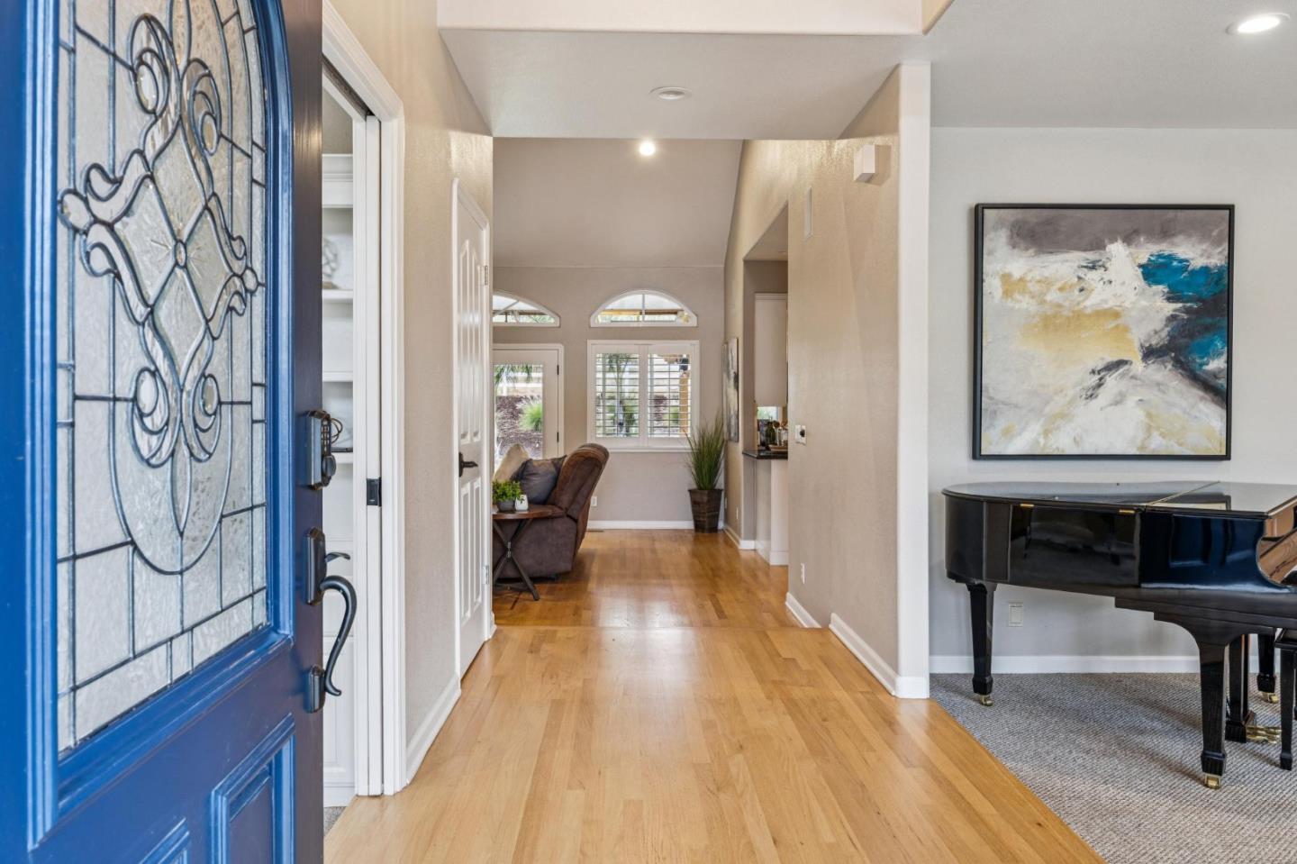 Detail Gallery Image 2 of 47 For 7000 Diablo Hills Rd, Tres Pinos,  CA 95075 - 5 Beds | 3 Baths