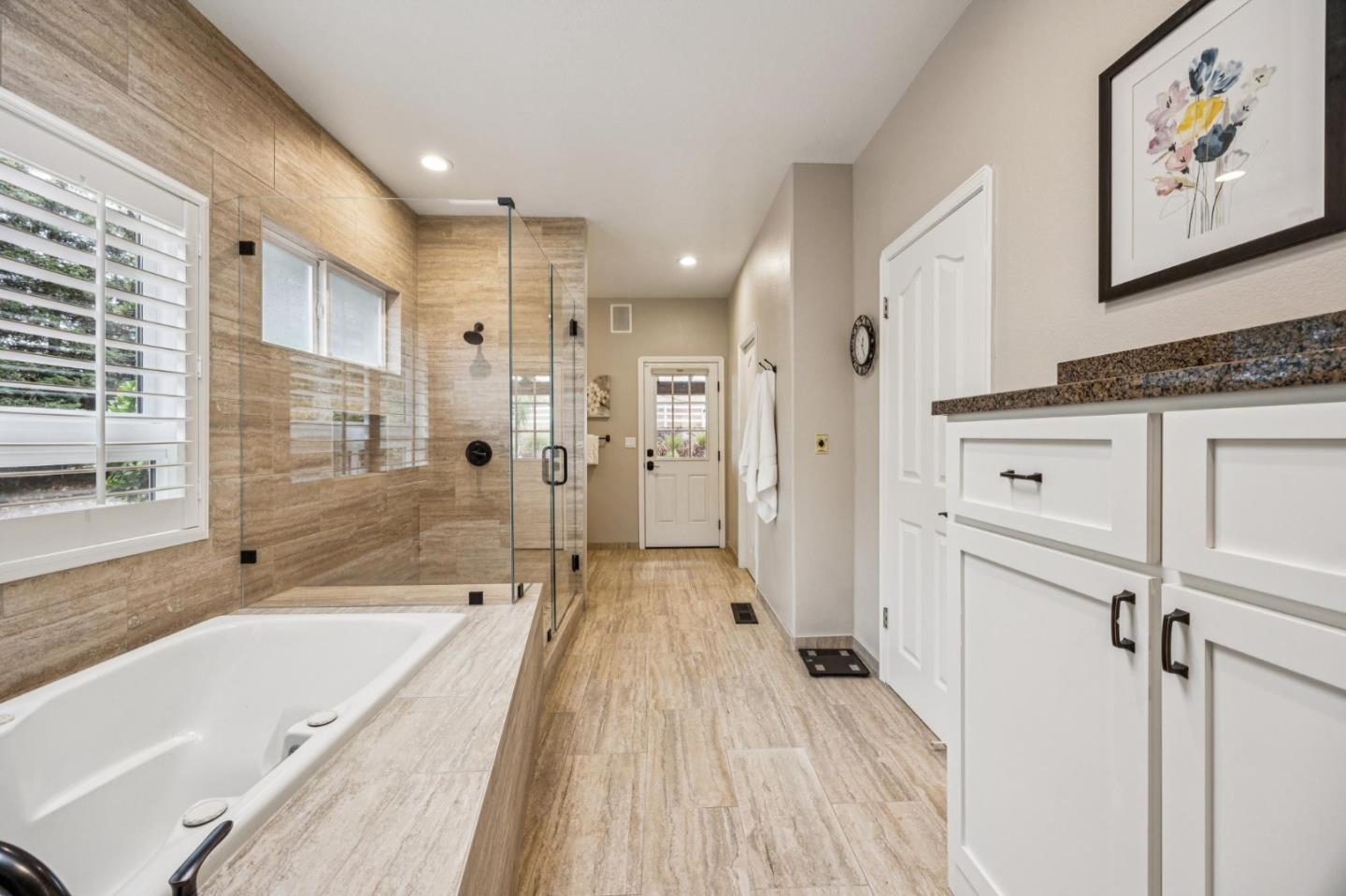 Detail Gallery Image 24 of 47 For 7000 Diablo Hills Rd, Tres Pinos,  CA 95075 - 5 Beds | 3 Baths