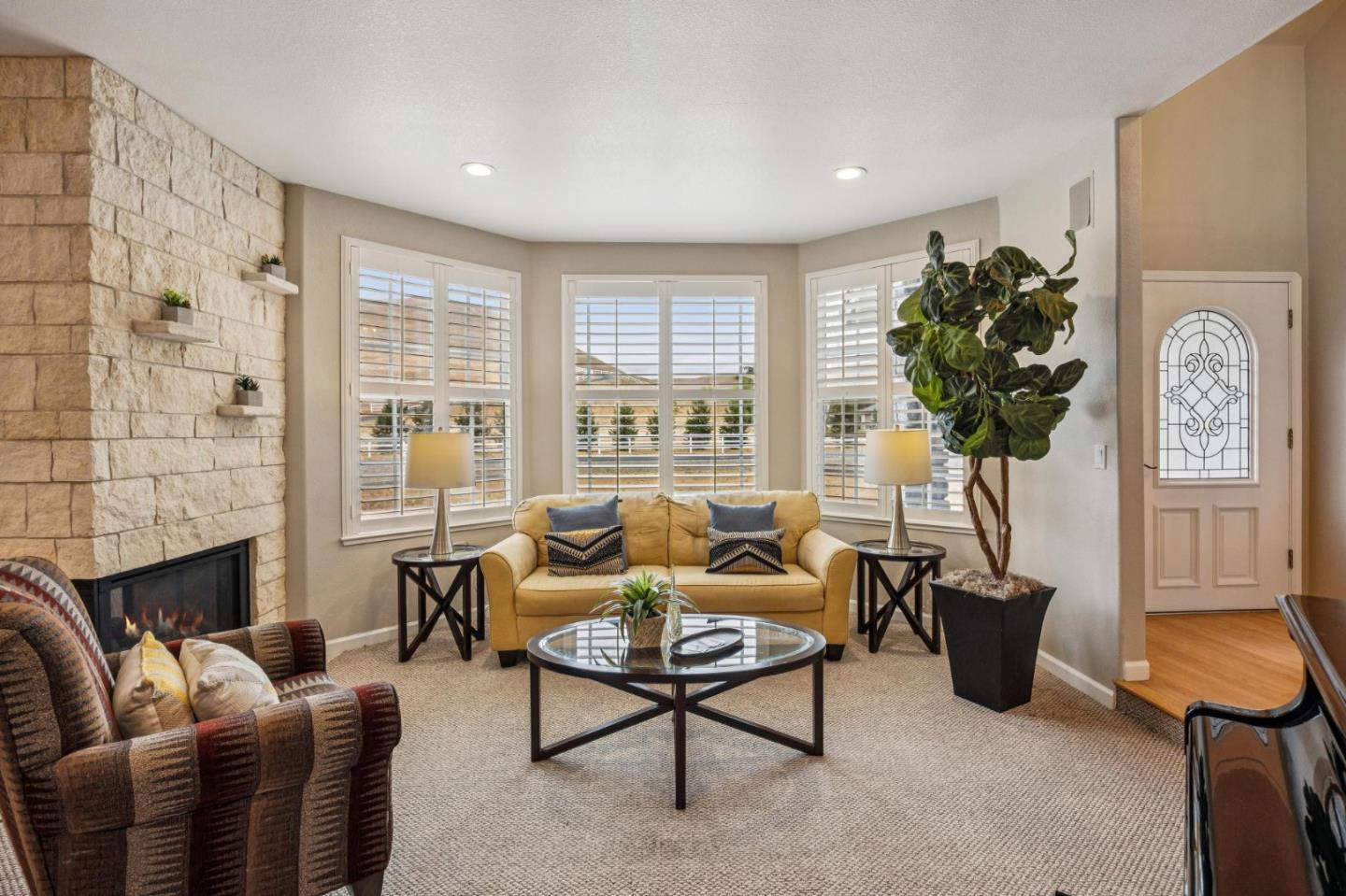 Detail Gallery Image 3 of 47 For 7000 Diablo Hills Rd, Tres Pinos,  CA 95075 - 5 Beds | 3 Baths