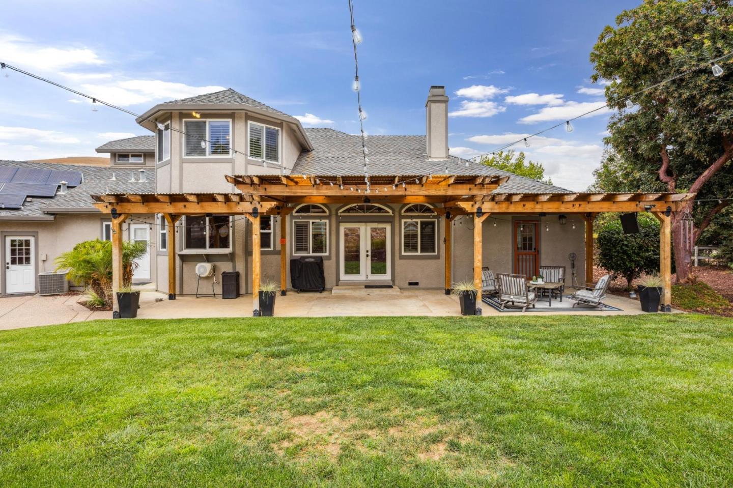 Detail Gallery Image 34 of 47 For 7000 Diablo Hills Rd, Tres Pinos,  CA 95075 - 5 Beds | 3 Baths