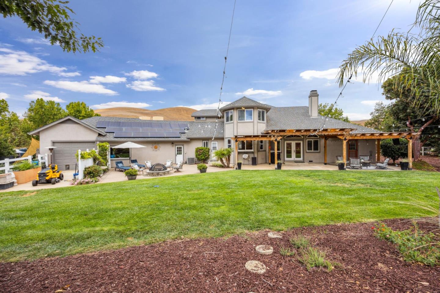 Detail Gallery Image 41 of 47 For 7000 Diablo Hills Rd, Tres Pinos,  CA 95075 - 5 Beds | 3 Baths