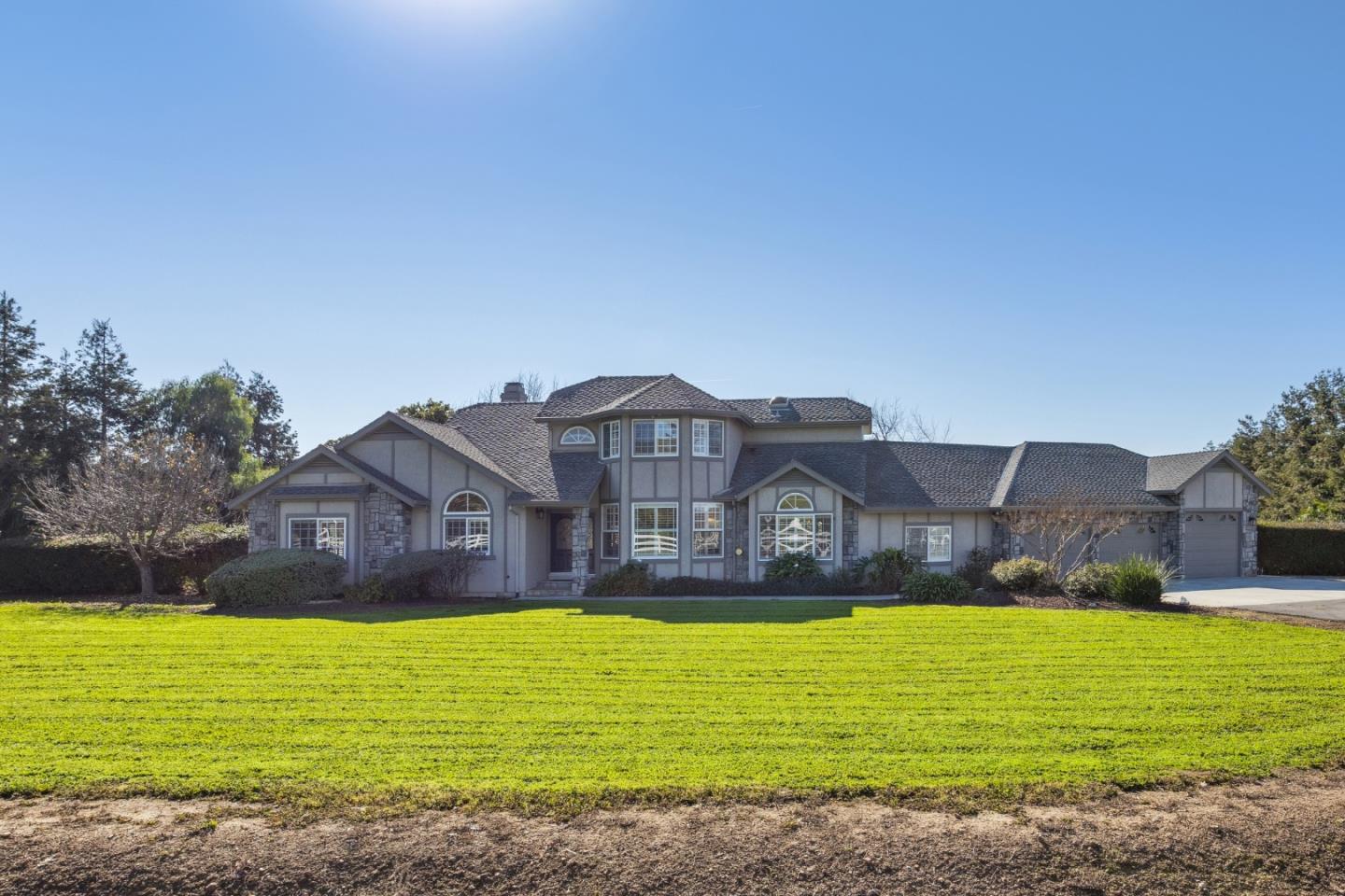 Detail Gallery Image 43 of 47 For 7000 Diablo Hills Rd, Tres Pinos,  CA 95075 - 5 Beds | 3 Baths