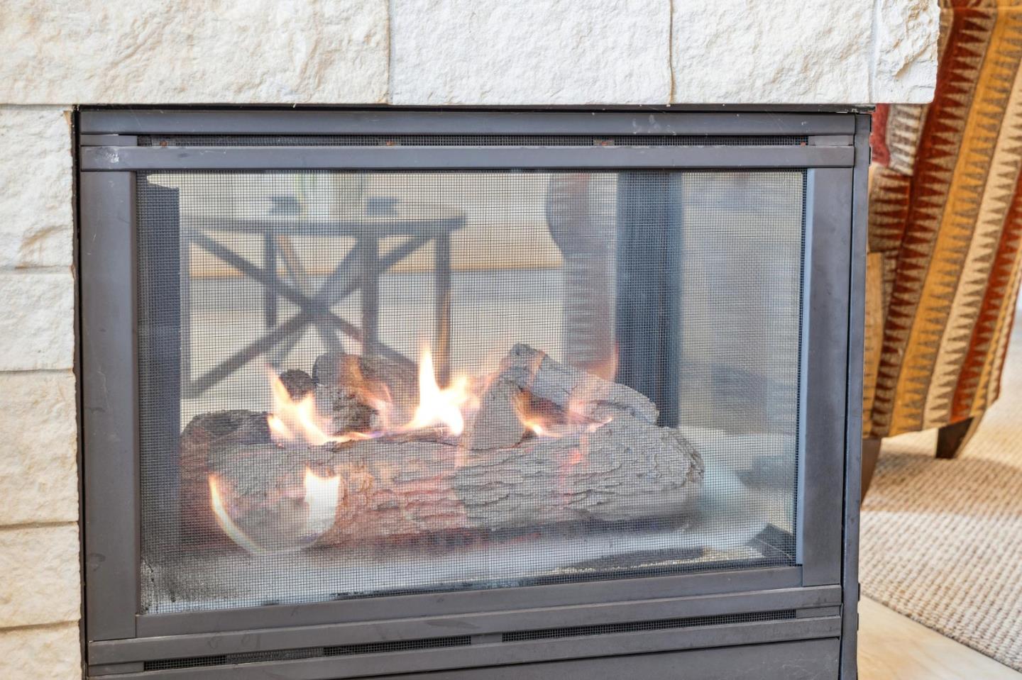 Detail Gallery Image 6 of 47 For 7000 Diablo Hills Rd, Tres Pinos,  CA 95075 - 5 Beds | 3 Baths