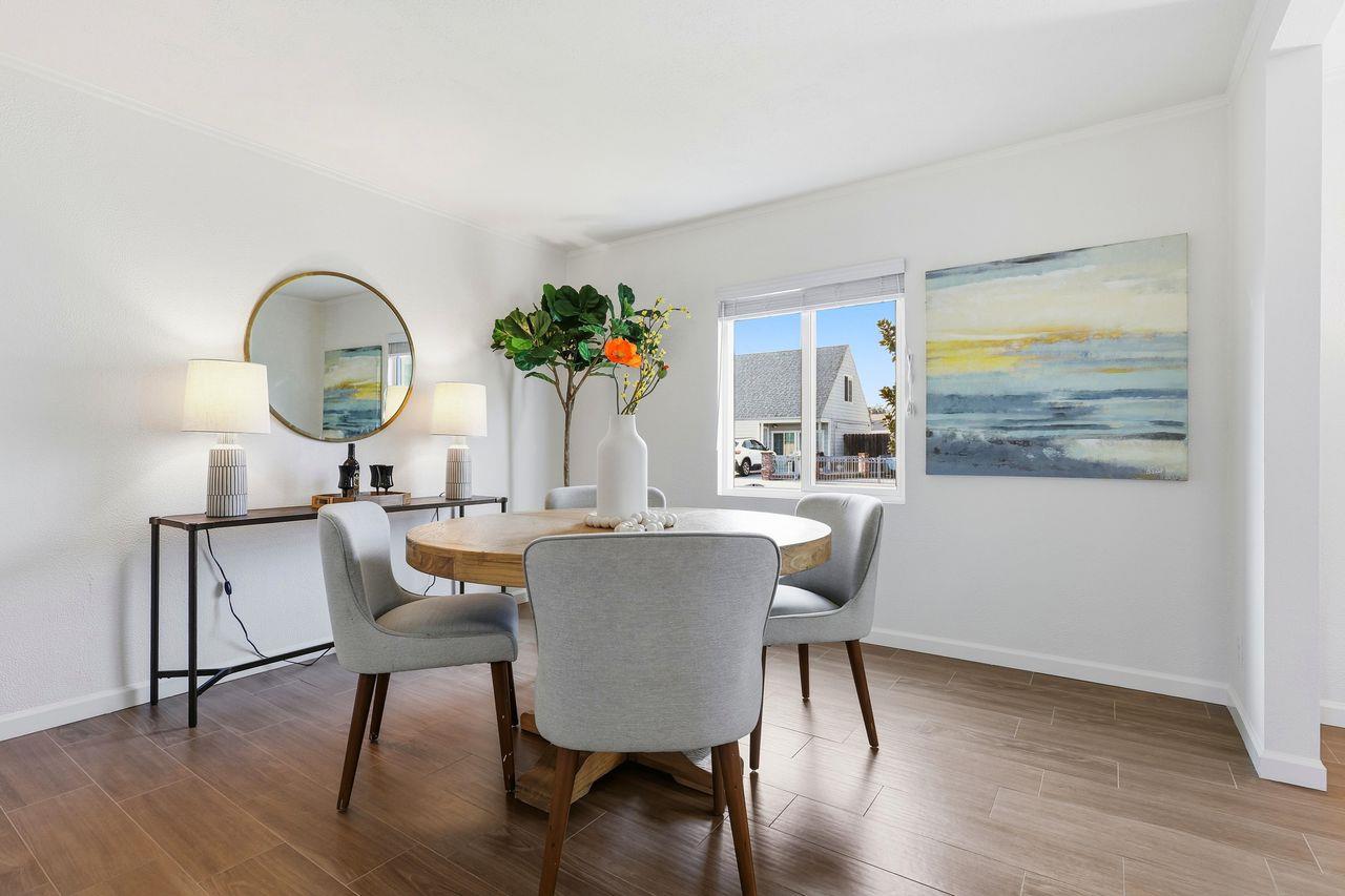 Detail Gallery Image 11 of 42 For 129 Francisco Dr, South San Francisco,  CA 94080 - 4 Beds | 2 Baths