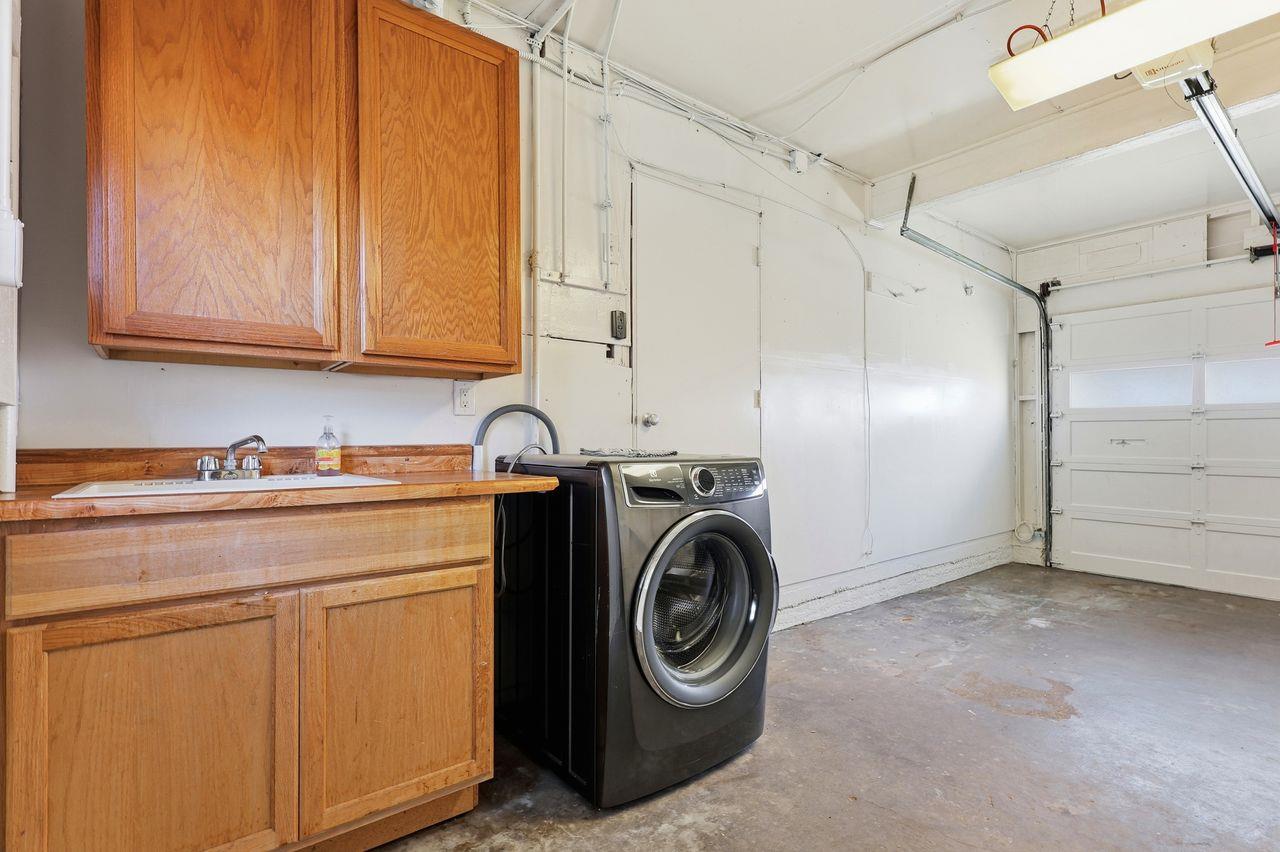 Detail Gallery Image 25 of 42 For 129 Francisco Dr, South San Francisco,  CA 94080 - 4 Beds | 2 Baths