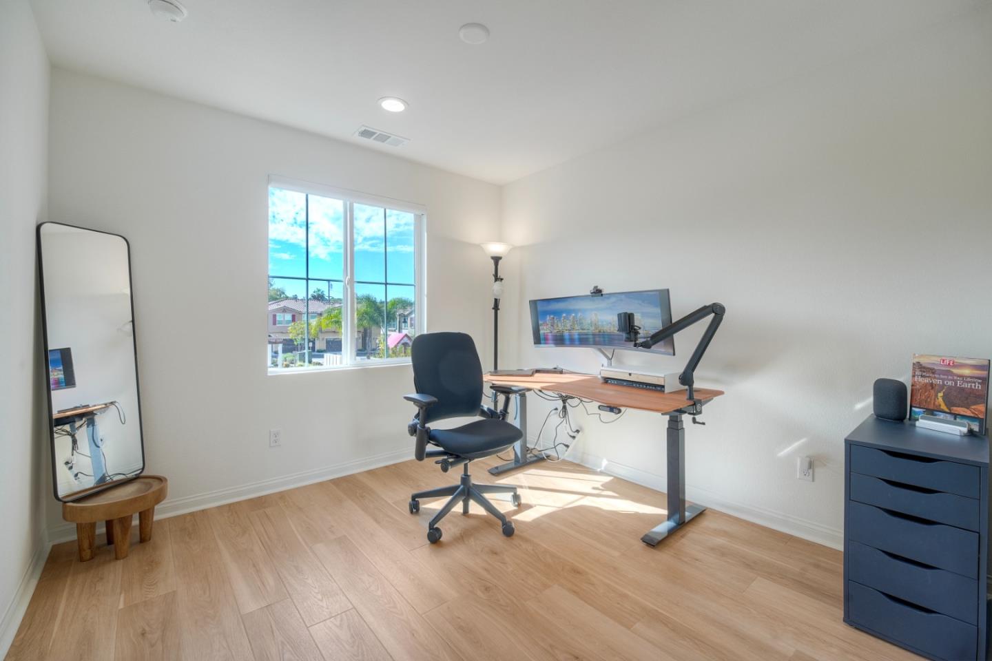 Detail Gallery Image 20 of 33 For 3072 Glenmore St, Vista,  CA 92081 - 3 Beds | 2/1 Baths