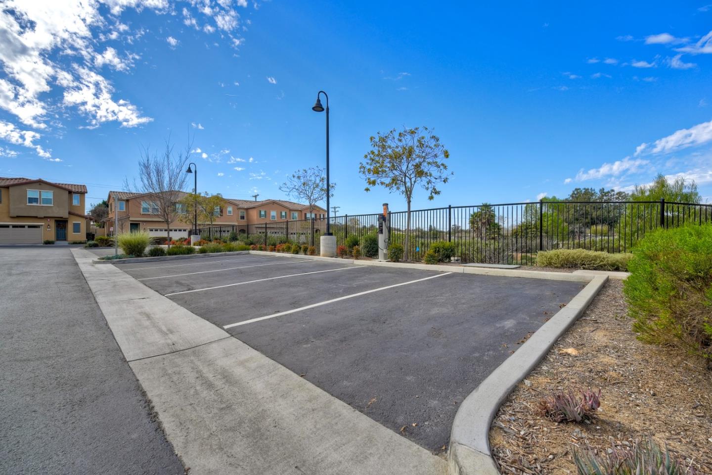 Detail Gallery Image 26 of 33 For 3072 Glenmore St, Vista,  CA 92081 - 3 Beds | 2/1 Baths