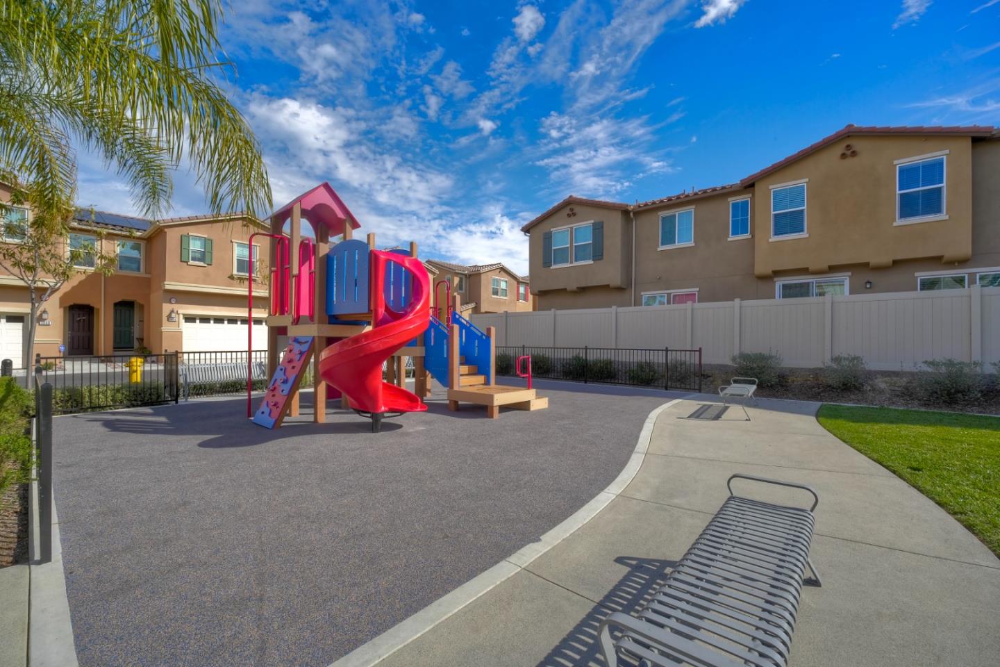 Detail Gallery Image 30 of 33 For 3072 Glenmore St, Vista,  CA 92081 - 3 Beds | 2/1 Baths