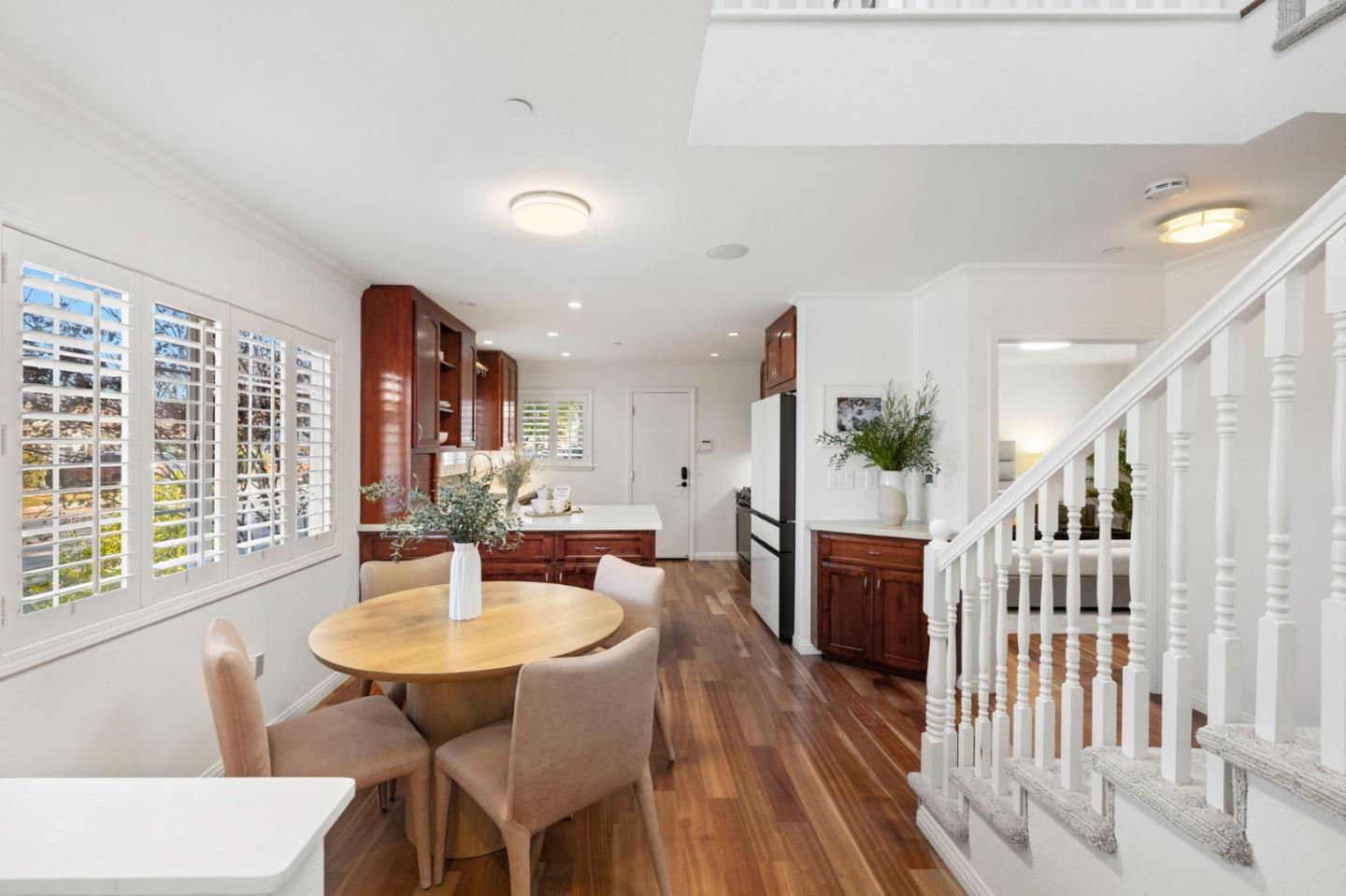 Detail Gallery Image 13 of 48 For 612 Hudson St, Redwood City,  CA 94061 - 4 Beds | 3 Baths