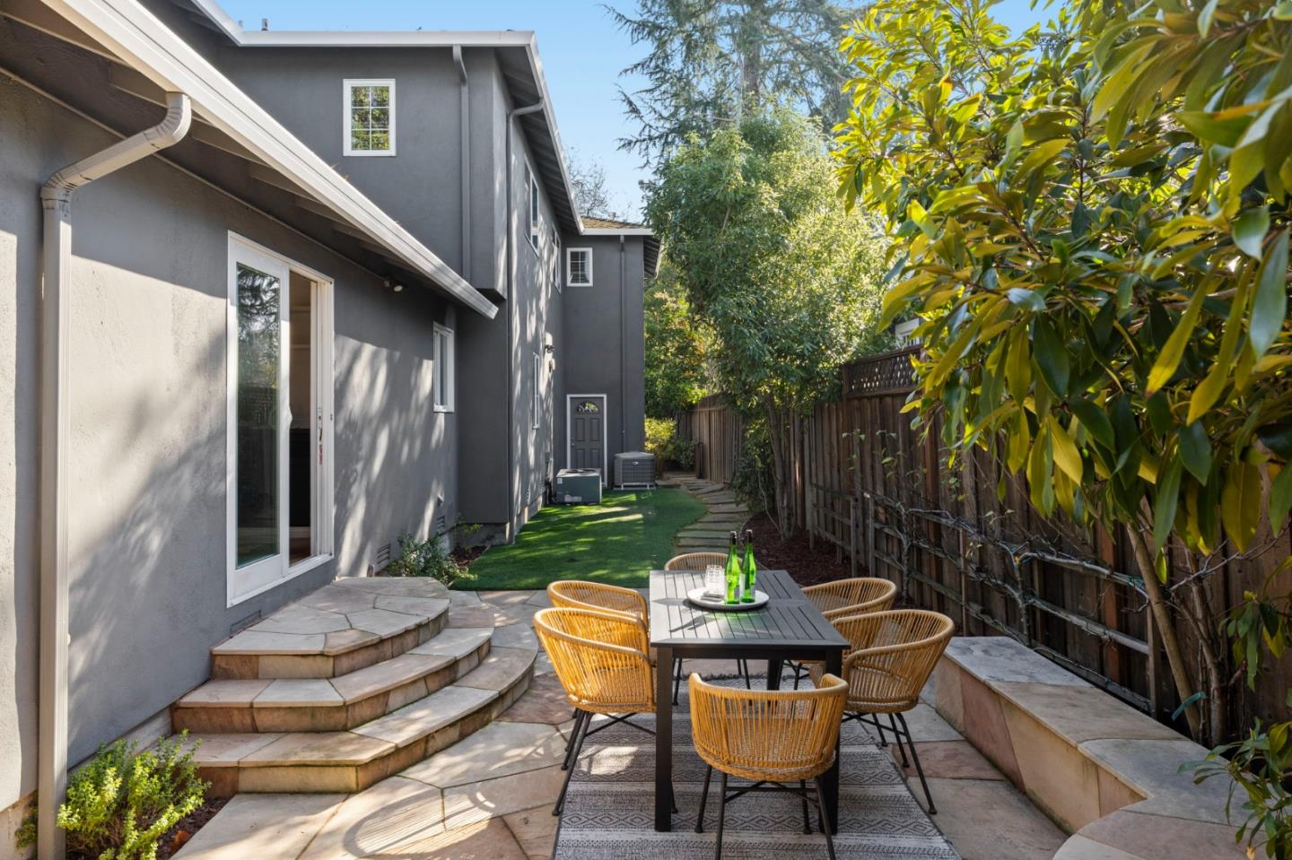 Detail Gallery Image 37 of 48 For 612 Hudson St, Redwood City,  CA 94061 - 4 Beds | 3 Baths