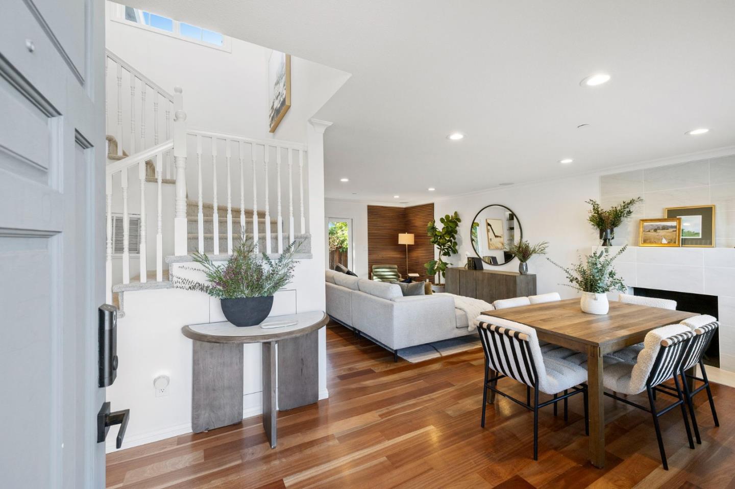 Detail Gallery Image 4 of 48 For 612 Hudson St, Redwood City,  CA 94061 - 4 Beds | 3 Baths