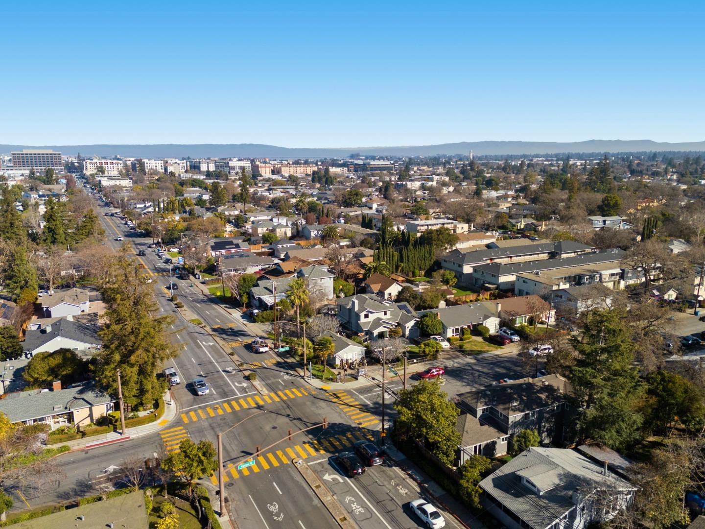 Detail Gallery Image 47 of 48 For 612 Hudson St, Redwood City,  CA 94061 - 4 Beds | 3 Baths