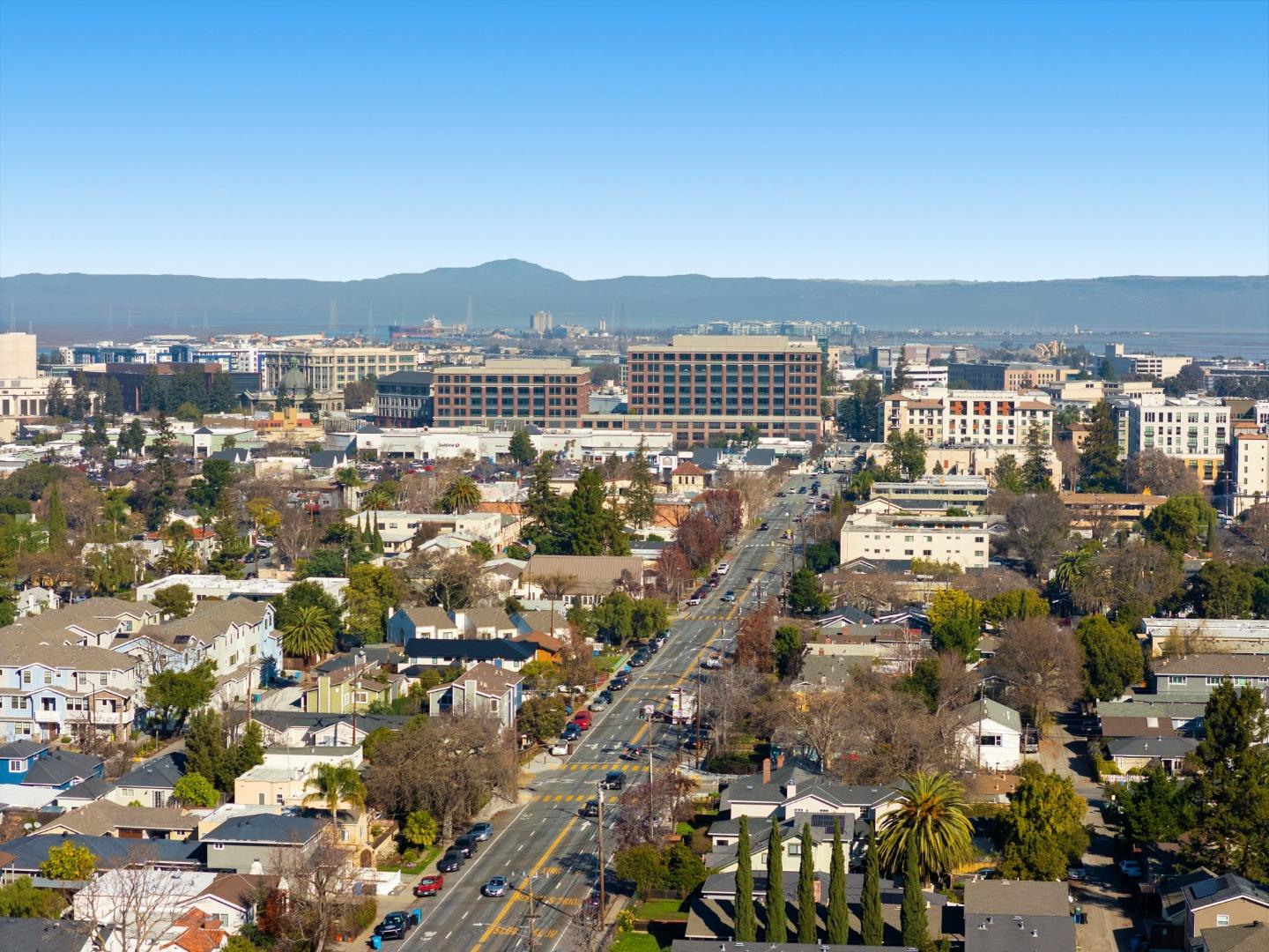 Detail Gallery Image 48 of 48 For 612 Hudson St, Redwood City,  CA 94061 - 4 Beds | 3 Baths