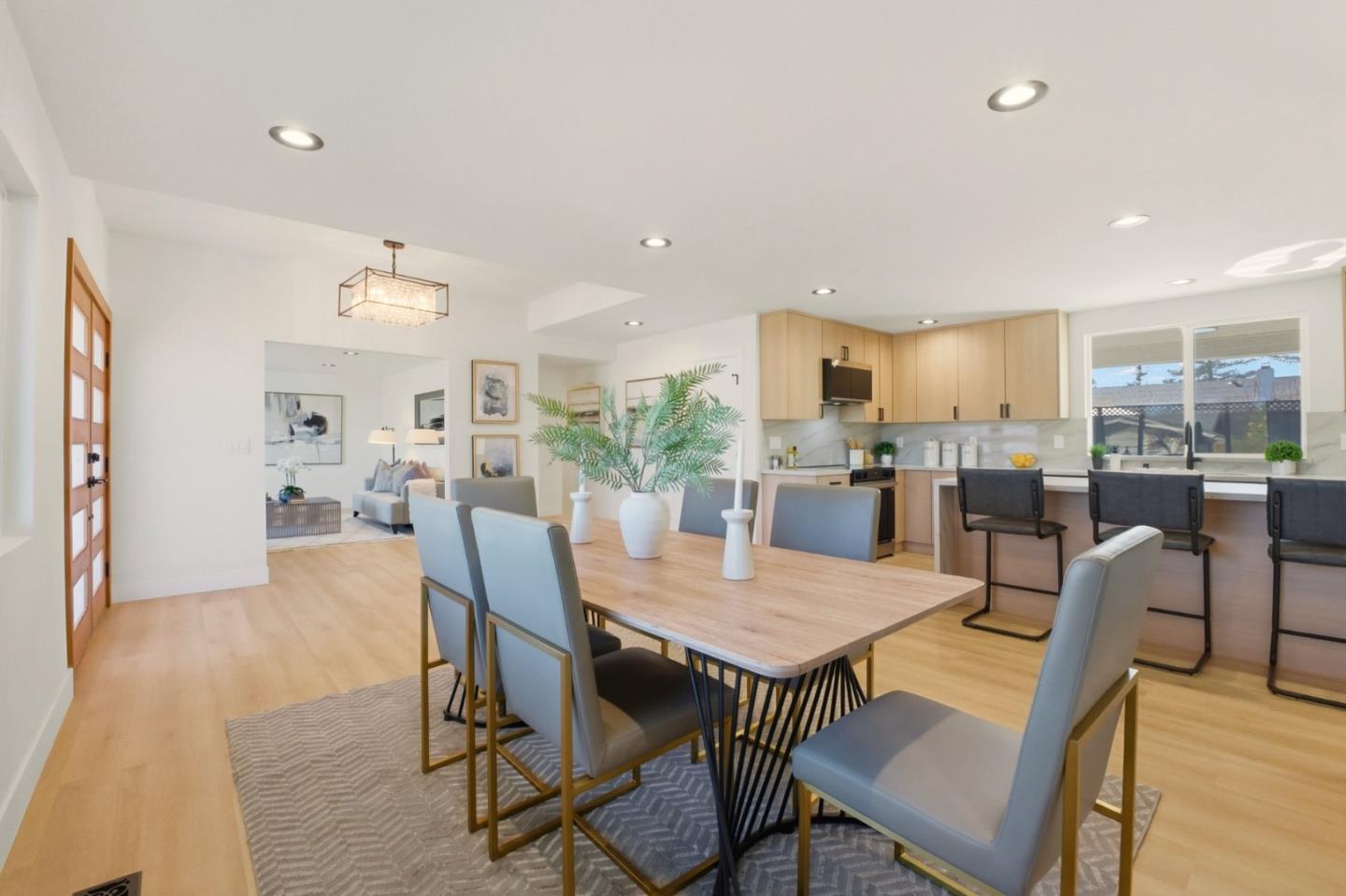 Detail Gallery Image 14 of 53 For 1164 via Mateo, San Jose,  CA 95120 - 3 Beds | 2 Baths