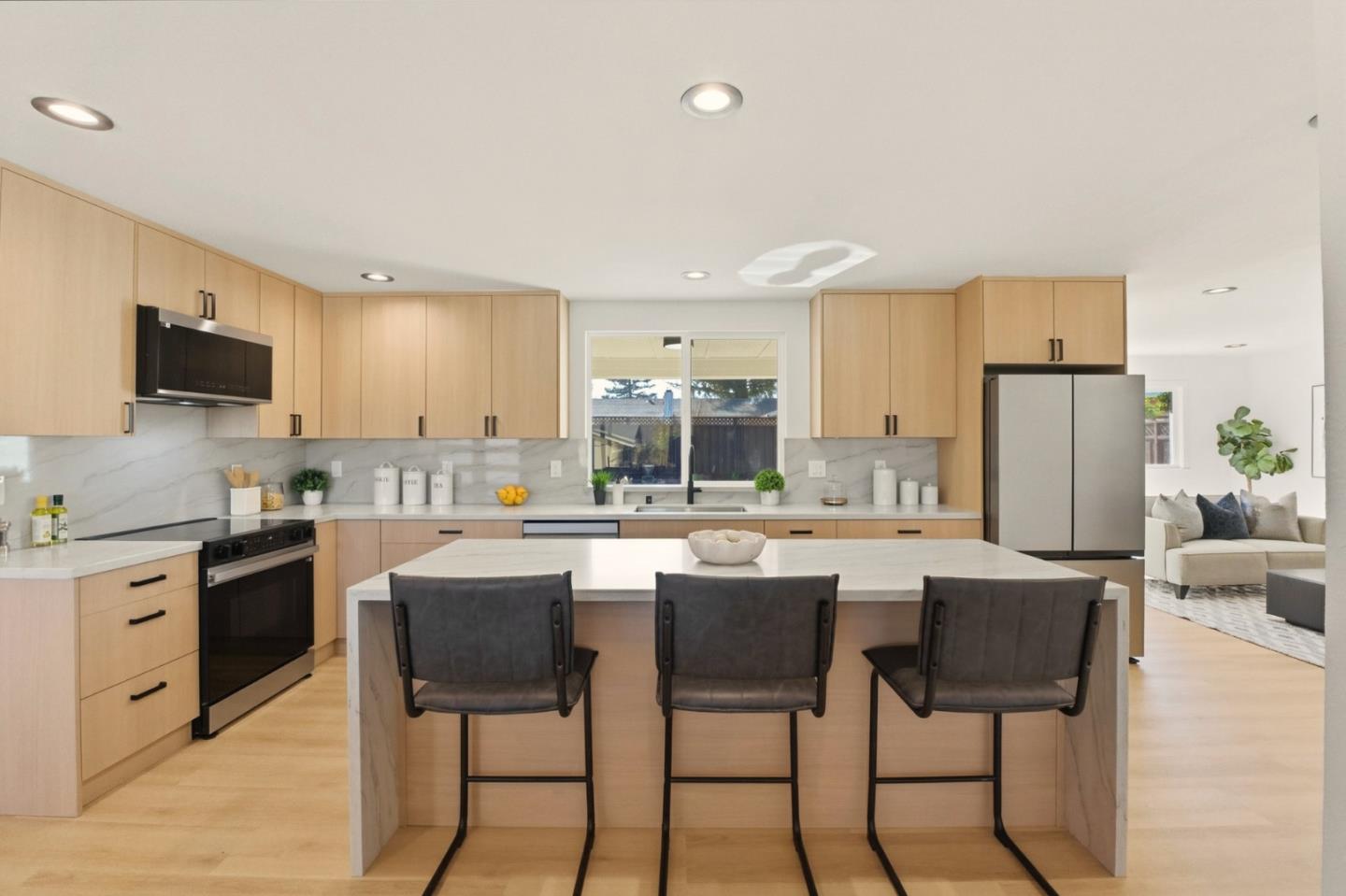 Detail Gallery Image 15 of 53 For 1164 via Mateo, San Jose,  CA 95120 - 3 Beds | 2 Baths