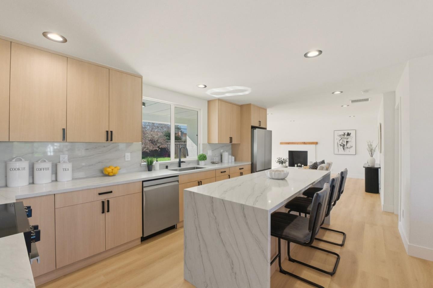 Detail Gallery Image 21 of 53 For 1164 via Mateo, San Jose,  CA 95120 - 3 Beds | 2 Baths