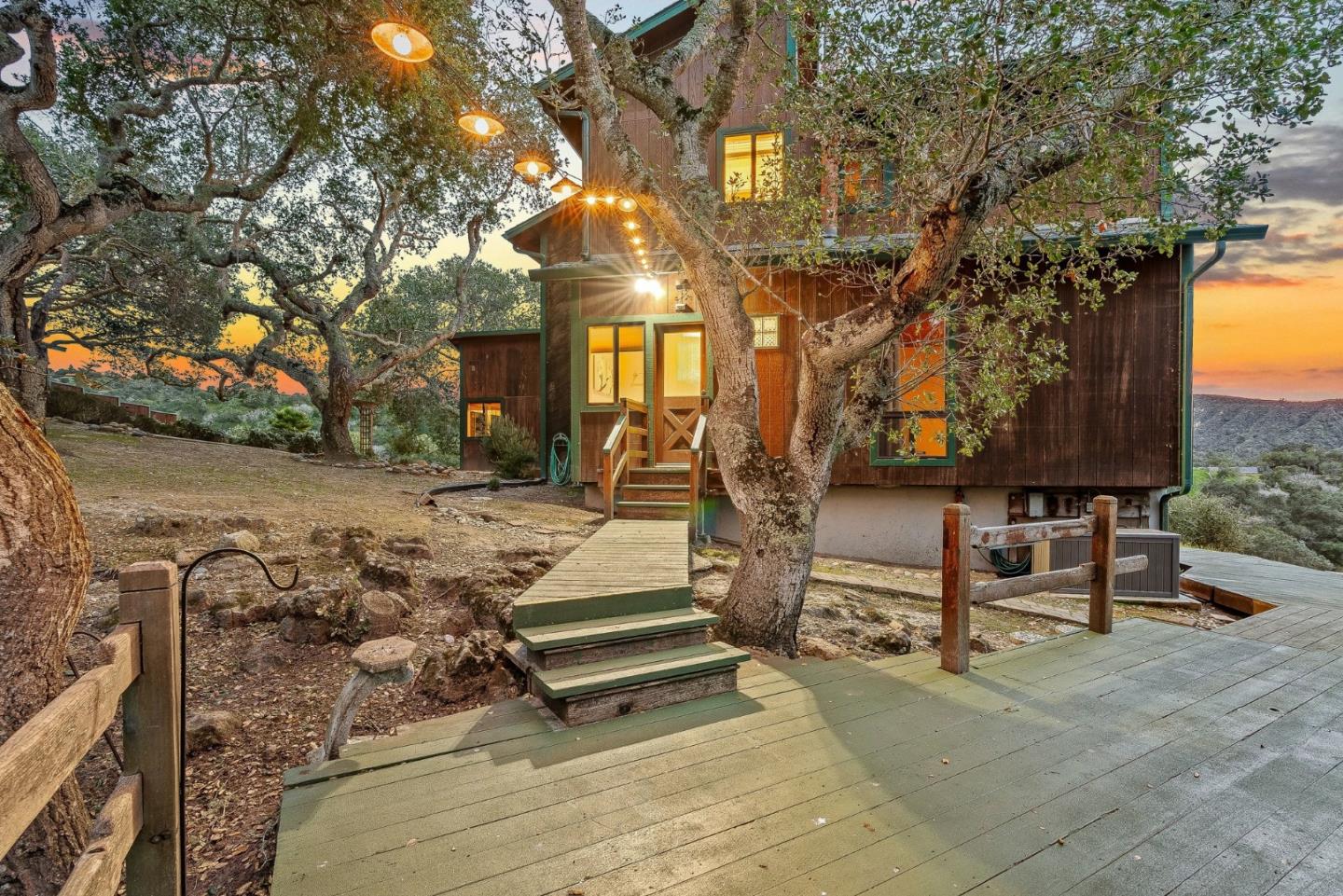 Detail Gallery Image 27 of 32 For 15460 Weather Rock Way, Salinas,  CA 93908 - 3 Beds | 2/1 Baths