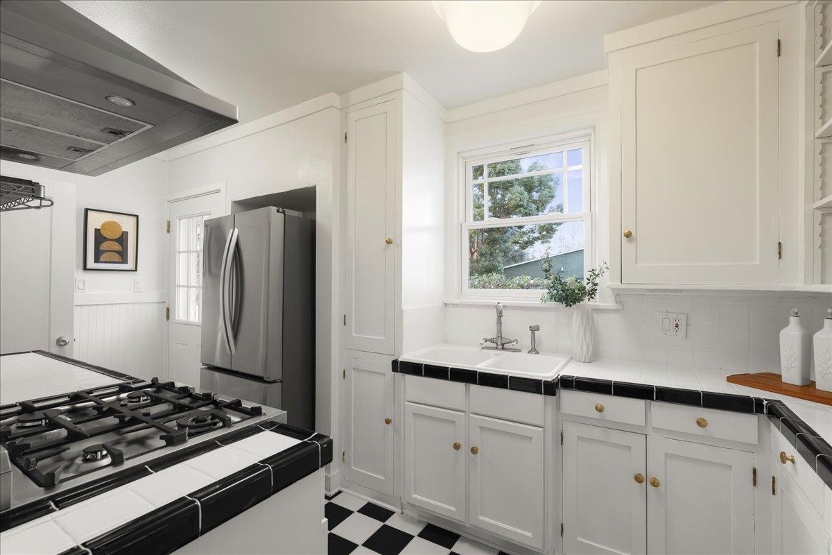 Detail Gallery Image 14 of 53 For 1109 Garfield Ave, San Jose,  CA 95125 - 2 Beds | 1 Baths