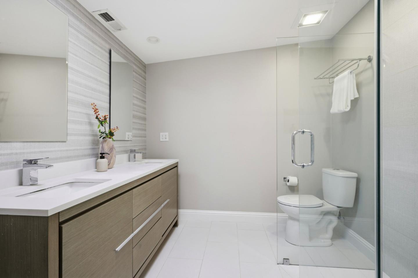 Detail Gallery Image 25 of 36 For 78 Poinsettia Ave, San Mateo,  CA 94403 - 4 Beds | 2 Baths