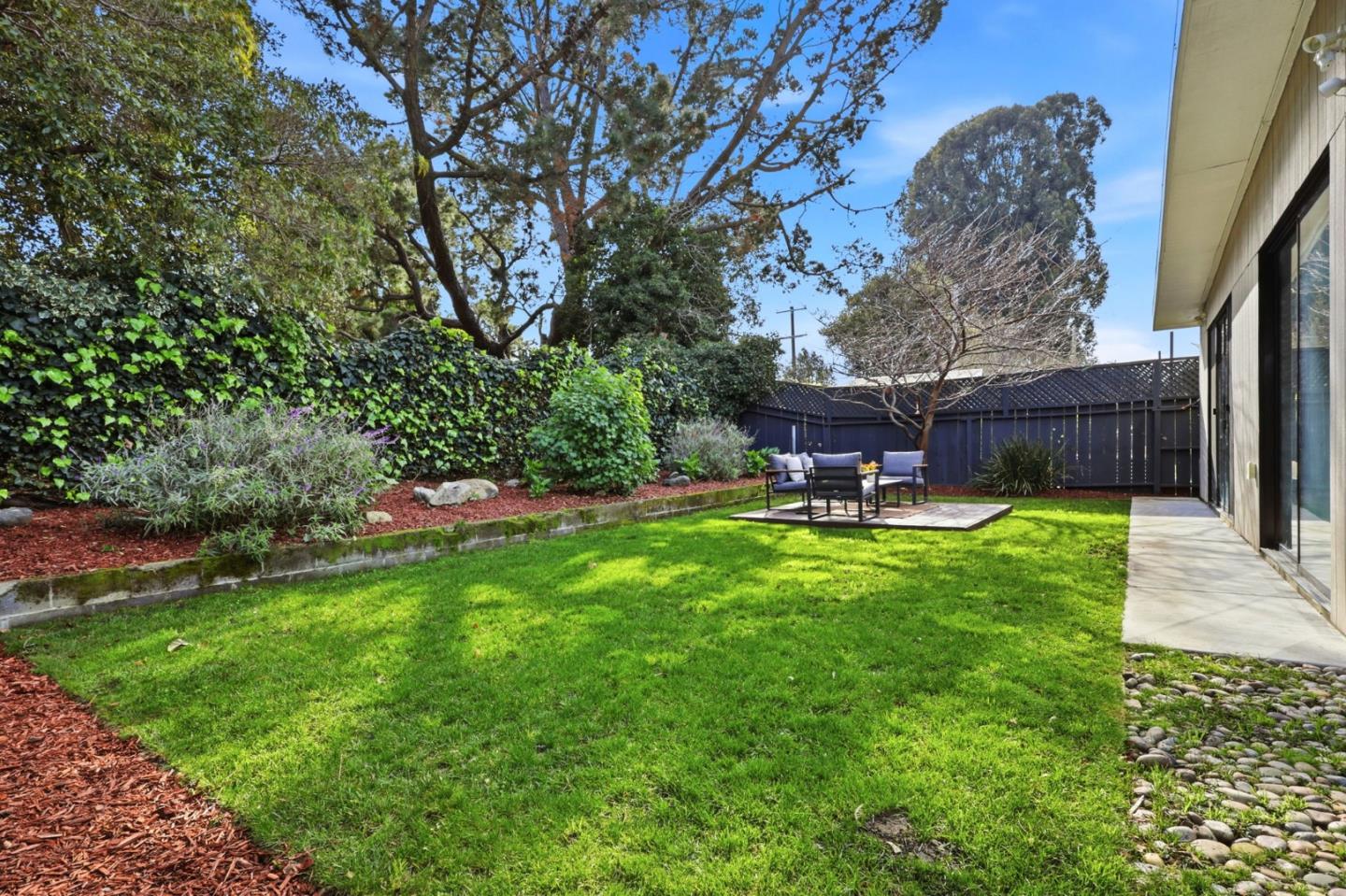 Detail Gallery Image 32 of 36 For 78 Poinsettia Ave, San Mateo,  CA 94403 - 4 Beds | 2 Baths