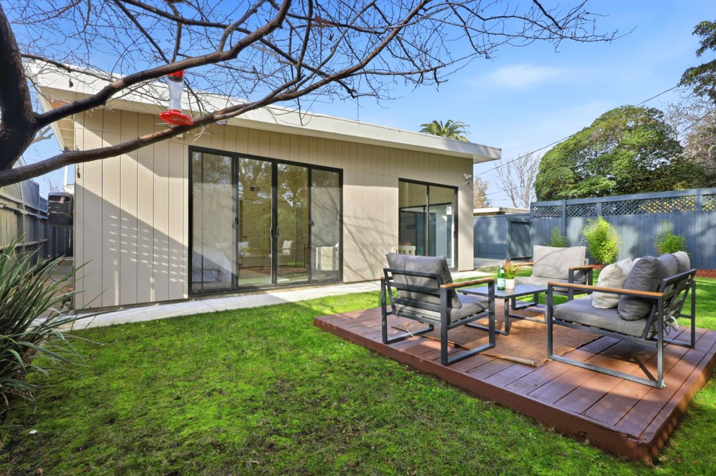 Detail Gallery Image 35 of 36 For 78 Poinsettia Ave, San Mateo,  CA 94403 - 4 Beds | 2 Baths