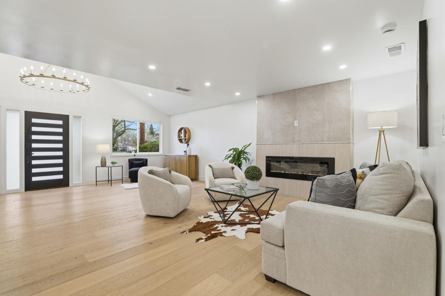 Detail Gallery Image 8 of 36 For 3109 Maddux Dr, Palo Alto,  CA 94303 - 4 Beds | 2 Baths