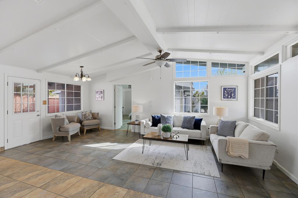 Detail Gallery Image 2 of 75 For 2675 Leeward St, Hayward,  CA 94545 - 4 Beds | 3 Baths