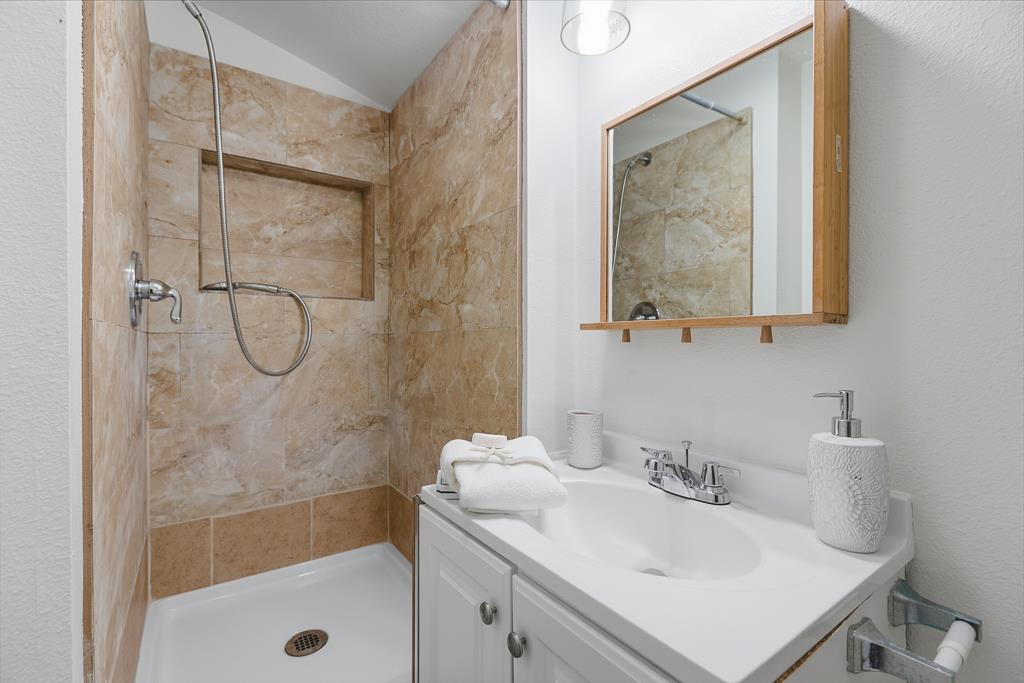 Detail Gallery Image 29 of 75 For 2675 Leeward St, Hayward,  CA 94545 - 4 Beds | 3 Baths