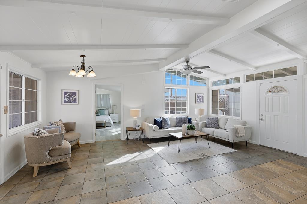 Detail Gallery Image 3 of 75 For 2675 Leeward St, Hayward,  CA 94545 - 4 Beds | 3 Baths