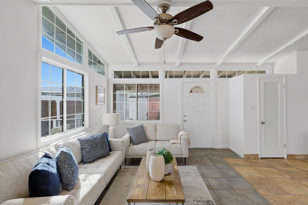 Detail Gallery Image 7 of 75 For 2675 Leeward St, Hayward,  CA 94545 - 4 Beds | 3 Baths