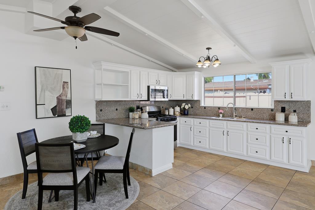 Detail Gallery Image 9 of 75 For 2675 Leeward St, Hayward,  CA 94545 - 4 Beds | 3 Baths