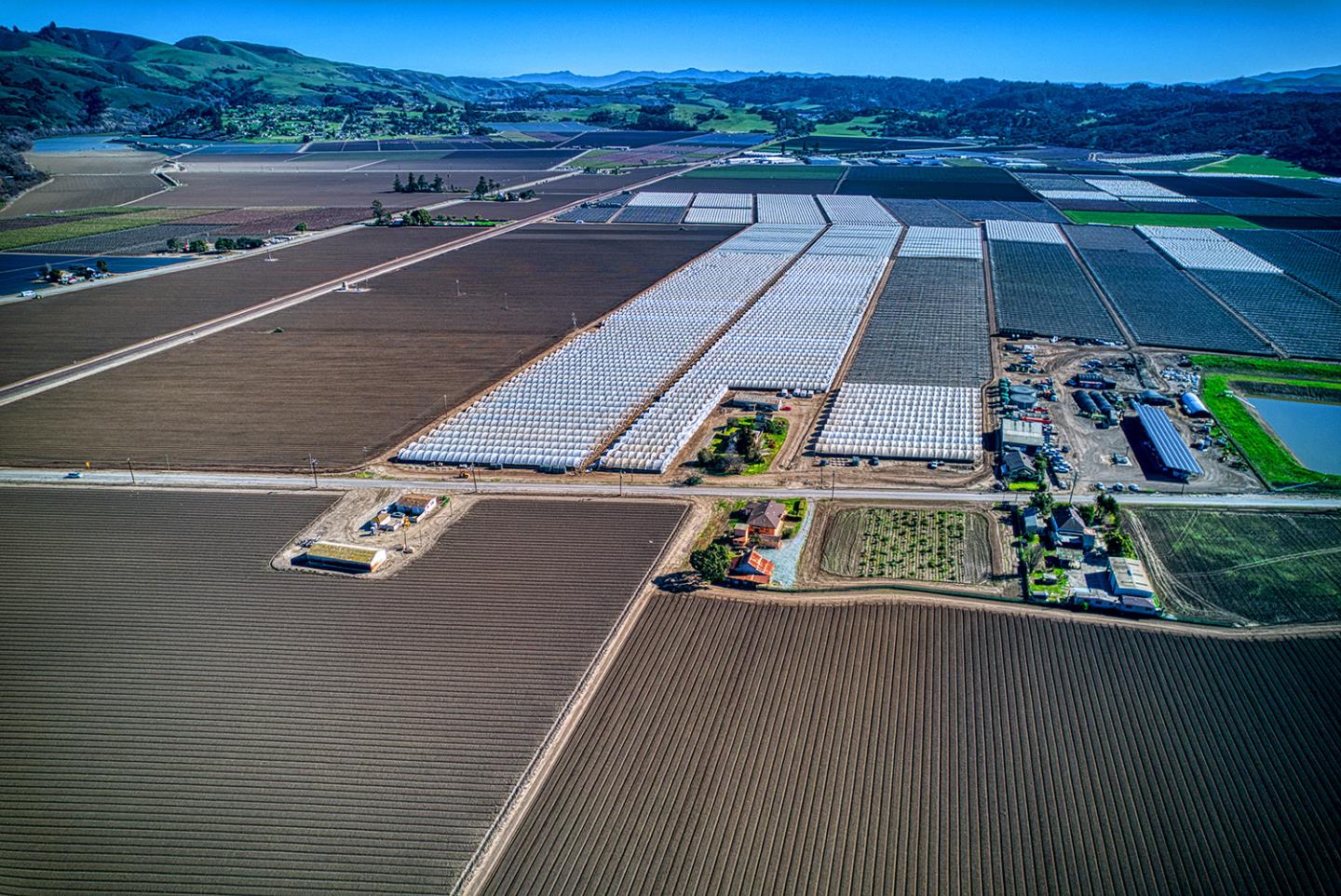 Detail Gallery Image 17 of 42 For 120 San Miguel Canyon Rd, Royal Oaks,  CA 95076 - 4 Beds | 2 Baths