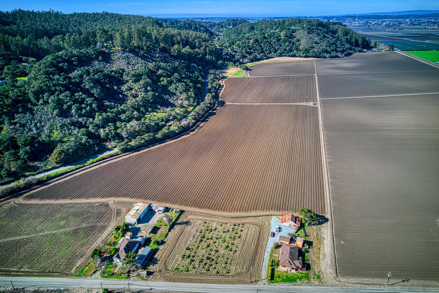 Detail Gallery Image 23 of 42 For 120 San Miguel Canyon Rd, Royal Oaks,  CA 95076 - 4 Beds | 2 Baths