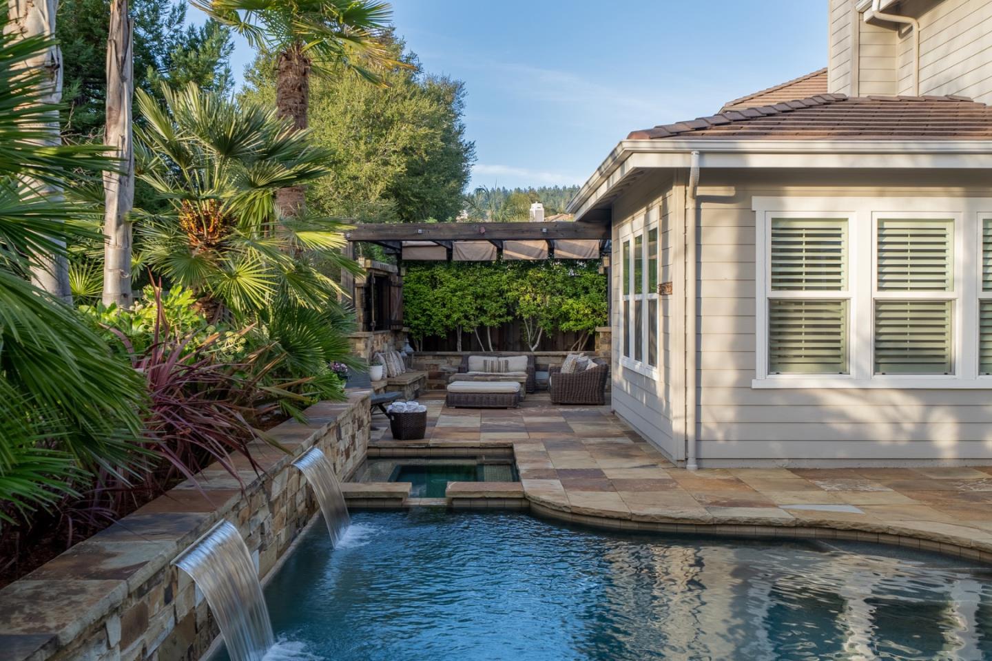 Detail Gallery Image 16 of 122 For 15 Deerfield Dr, Scotts Valley,  CA 95066 - 5 Beds | 4/1 Baths