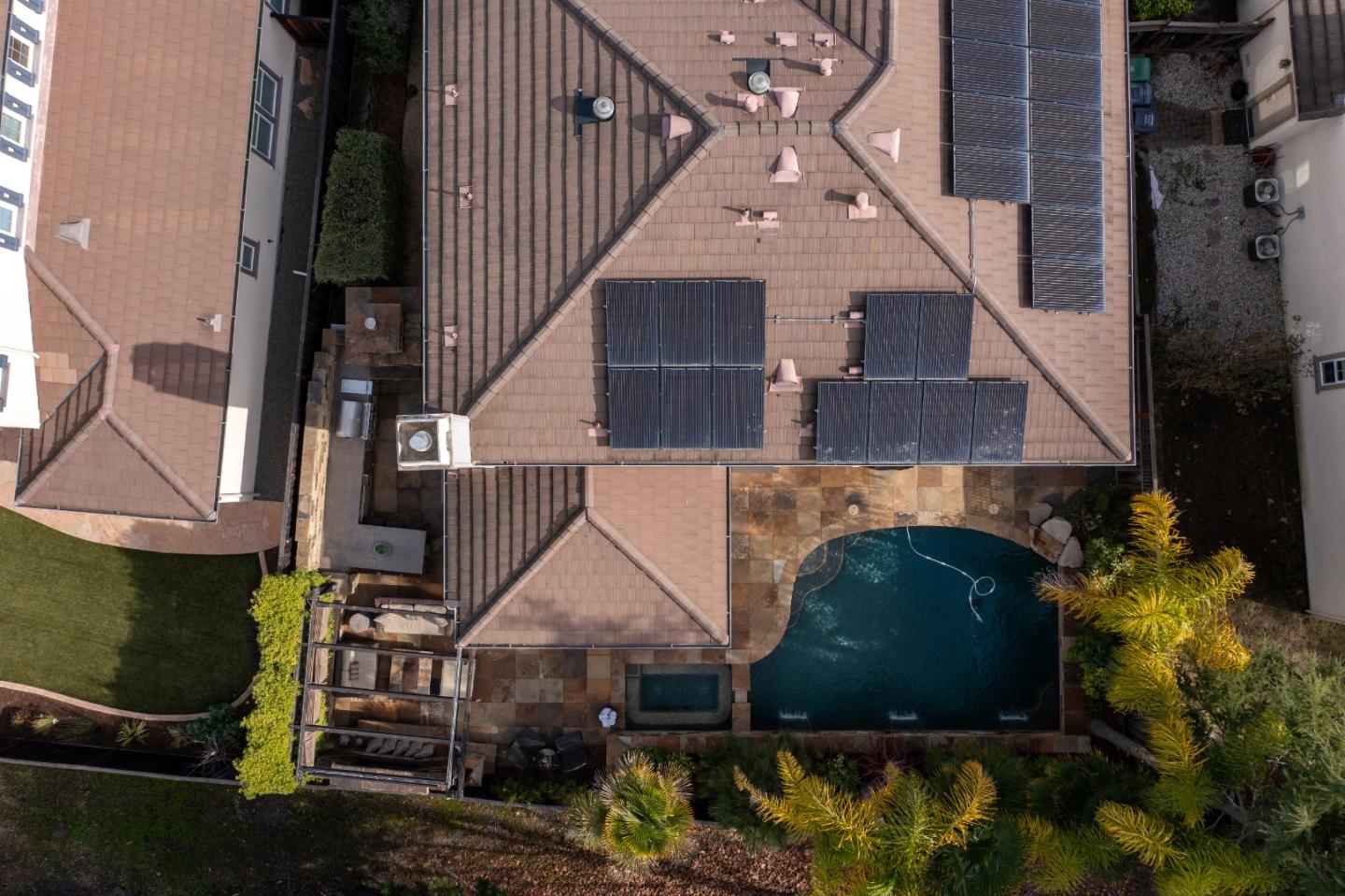 Detail Gallery Image 4 of 122 For 15 Deerfield Dr, Scotts Valley,  CA 95066 - 5 Beds | 4/1 Baths