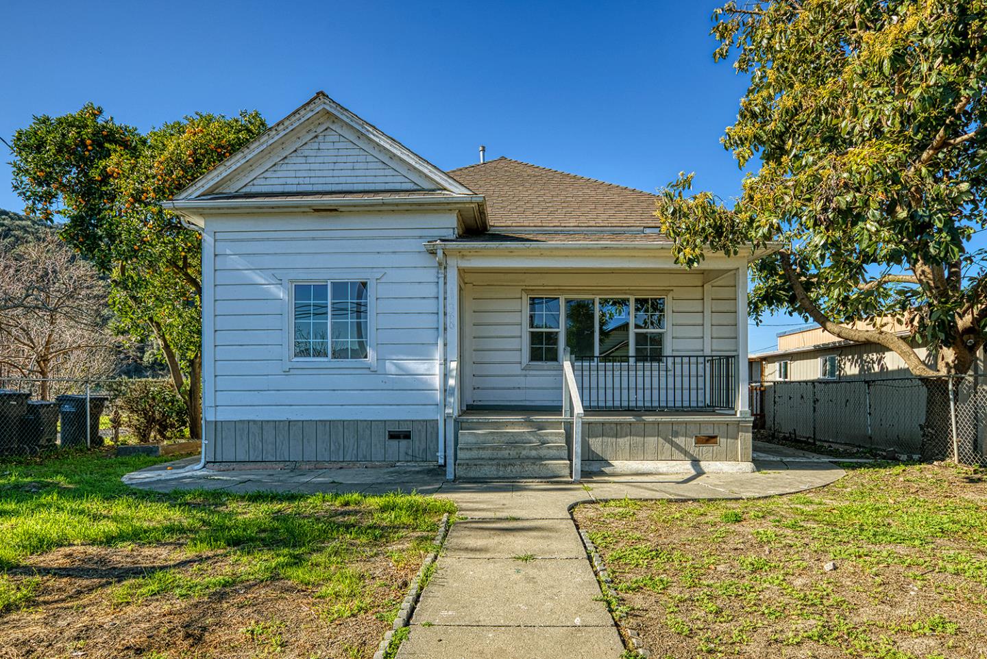 Detail Gallery Image 4 of 61 For 138 San Miguel Canyon Rd, Royal Oaks,  CA 95076 - 3 Beds | 2 Baths