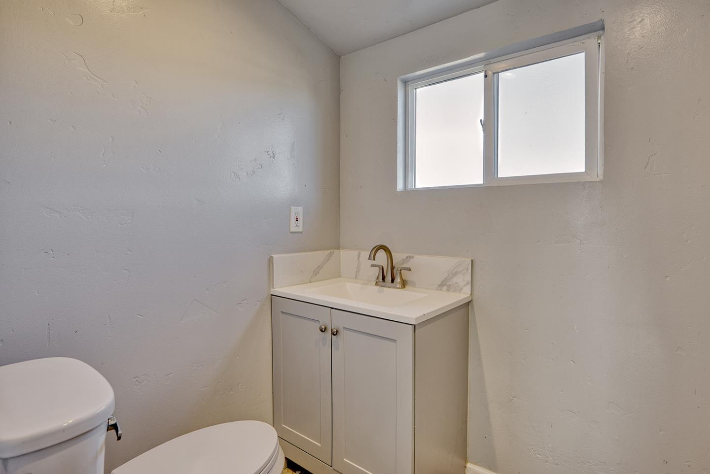 Detail Gallery Image 40 of 61 For 138 San Miguel Canyon Rd, Royal Oaks,  CA 95076 - 3 Beds | 2 Baths