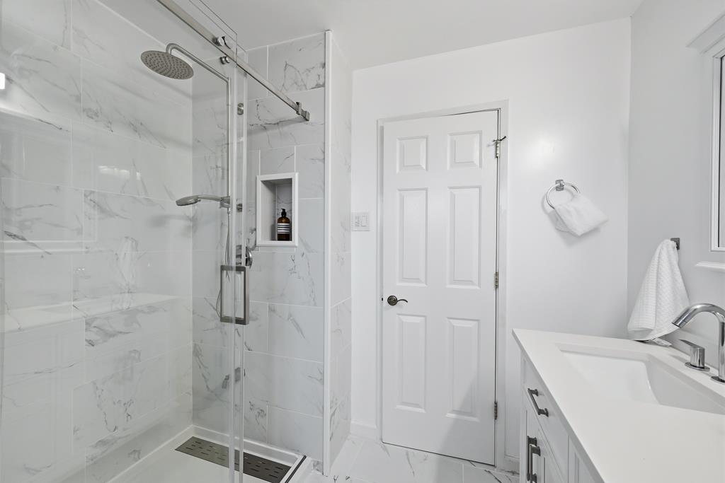 Detail Gallery Image 37 of 49 For 4049 Payne Ave, San Jose,  CA 95117 - 4 Beds | 2 Baths