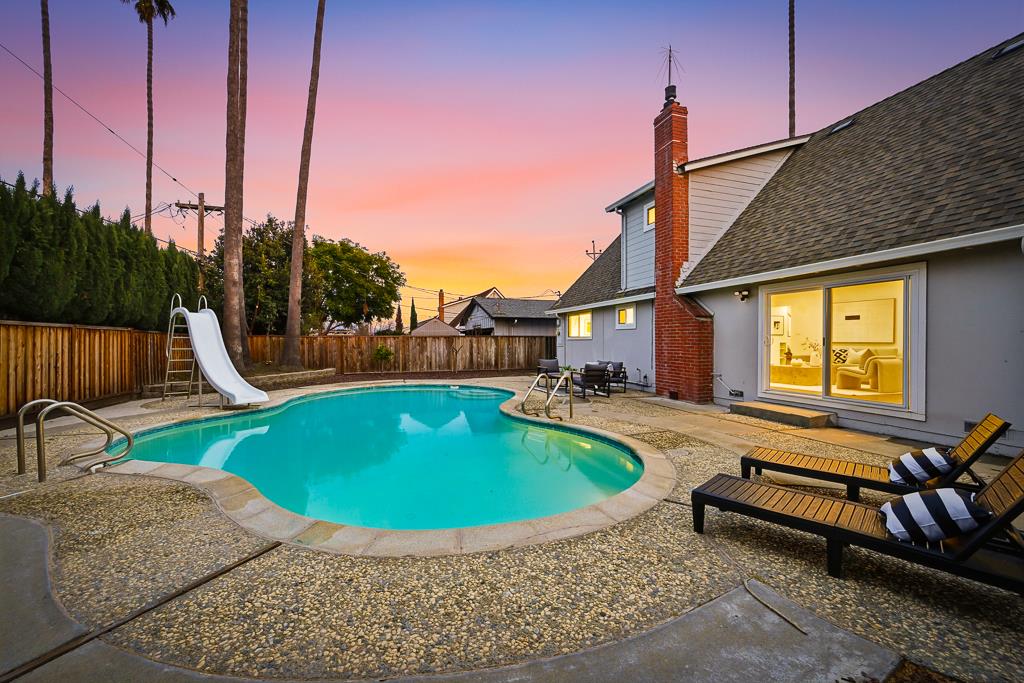 Detail Gallery Image 42 of 49 For 4049 Payne Ave, San Jose,  CA 95117 - 4 Beds | 2 Baths