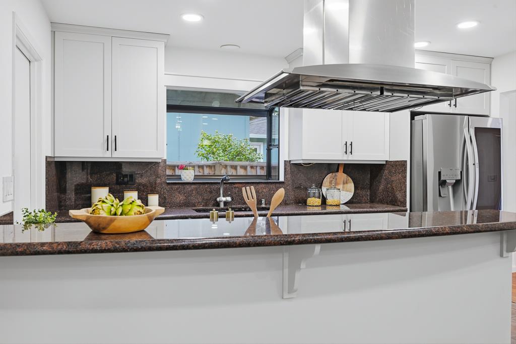 Detail Gallery Image 9 of 49 For 4049 Payne Ave, San Jose,  CA 95117 - 4 Beds | 2 Baths