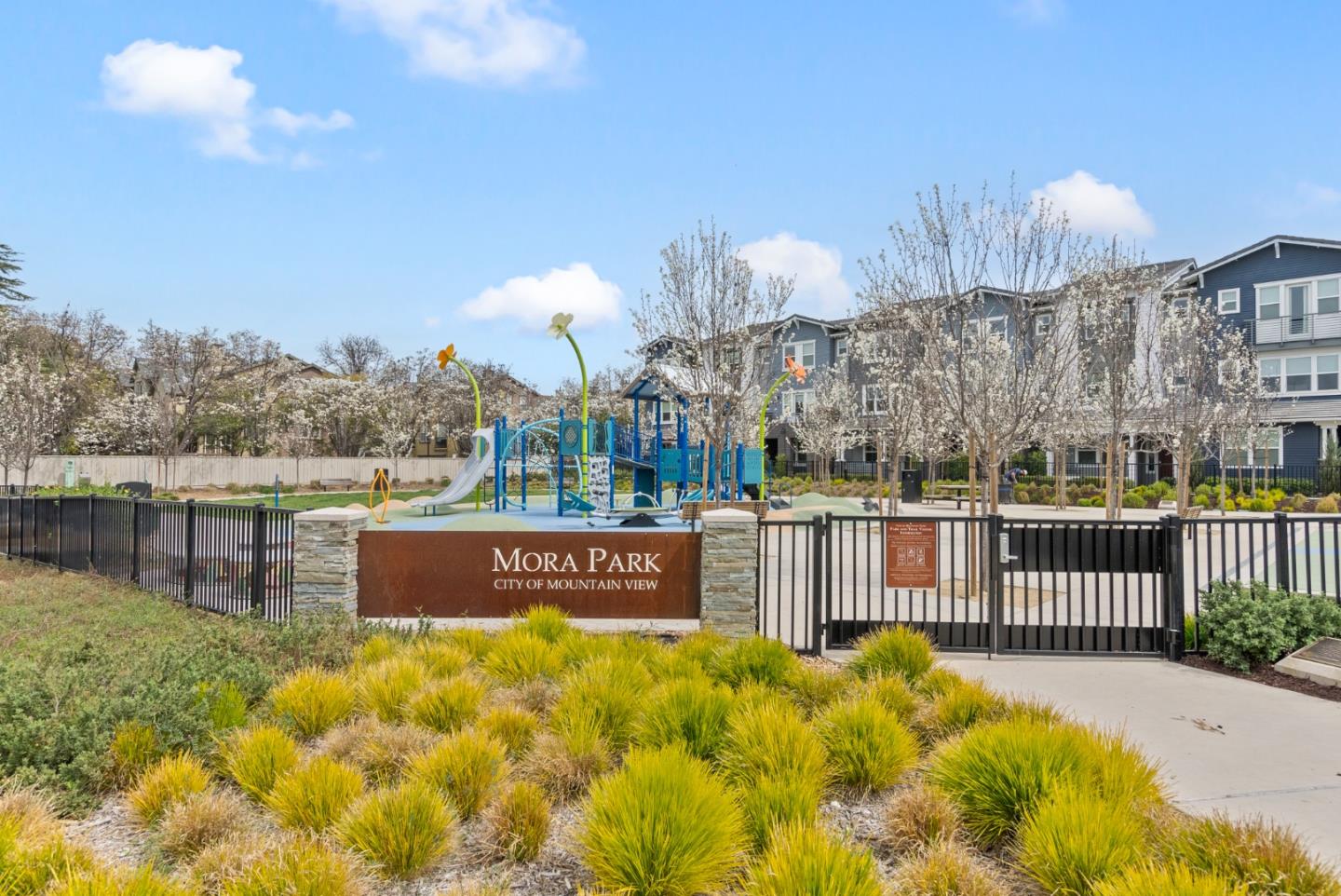 Detail Gallery Image 24 of 49 For 49 Showers Dr #A139,  Mountain View,  CA 94040 - 2 Beds | 2 Baths