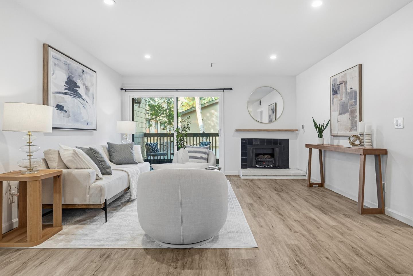 Detail Gallery Image 6 of 49 For 49 Showers Dr #A139,  Mountain View,  CA 94040 - 2 Beds | 2 Baths