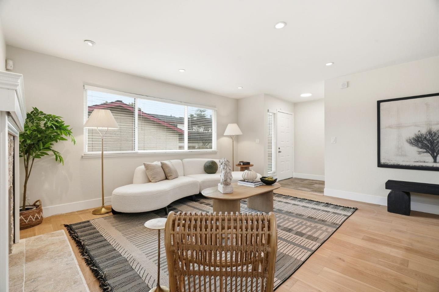 Detail Gallery Image 19 of 73 For 2007 Eucalyptus Ct, Santa Clara,  CA 95050 - 3 Beds | 2 Baths