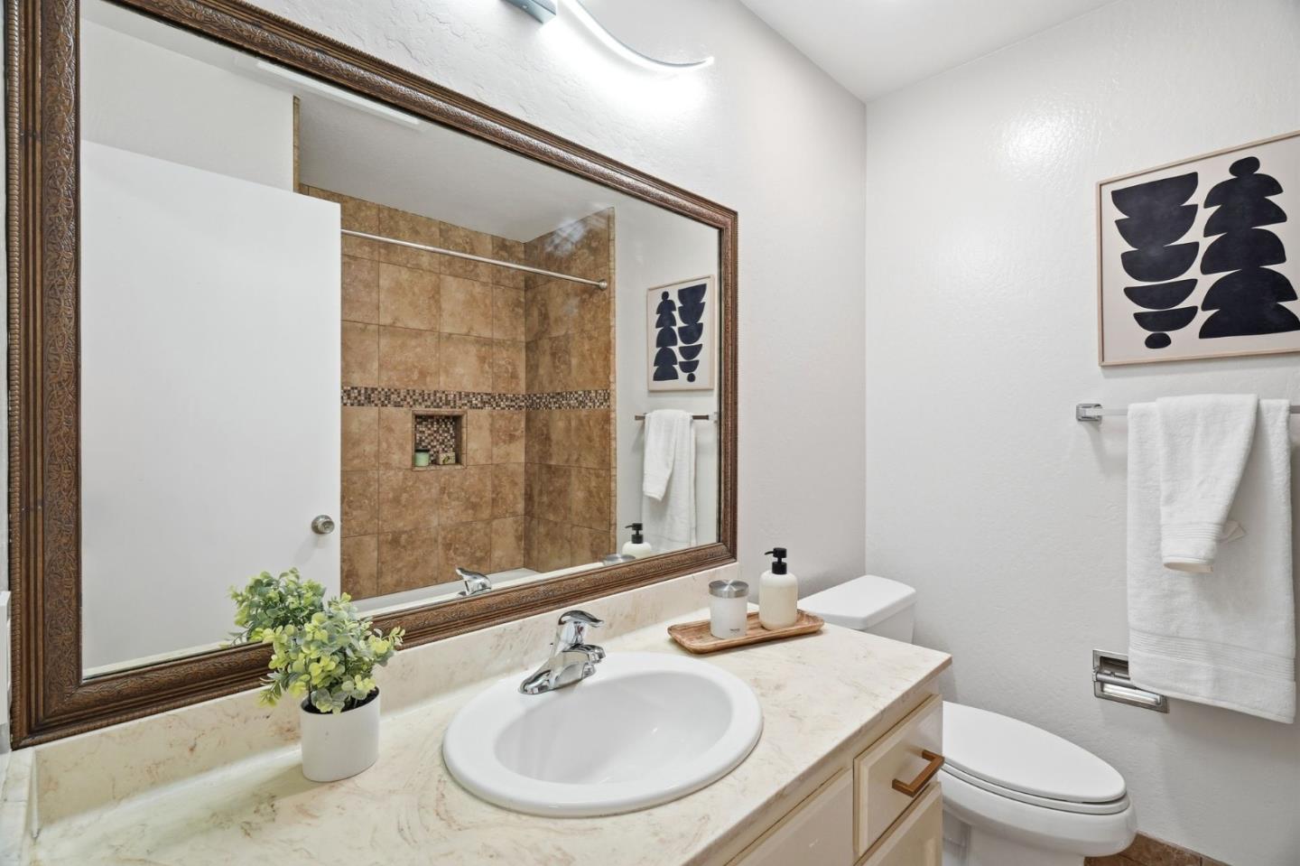 Detail Gallery Image 29 of 73 For 2007 Eucalyptus Ct, Santa Clara,  CA 95050 - 3 Beds | 2 Baths