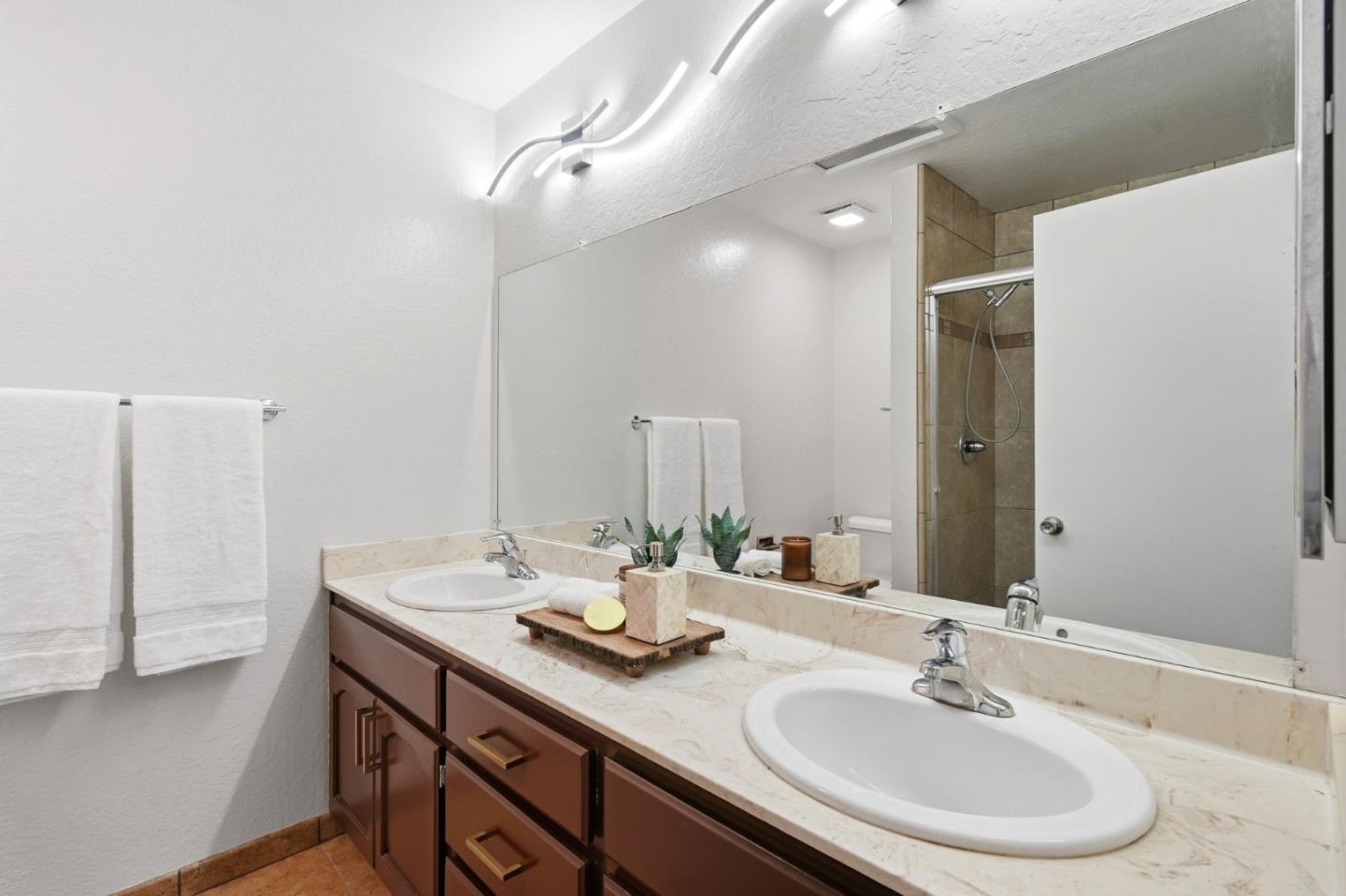 Detail Gallery Image 35 of 73 For 2007 Eucalyptus Ct, Santa Clara,  CA 95050 - 3 Beds | 2 Baths